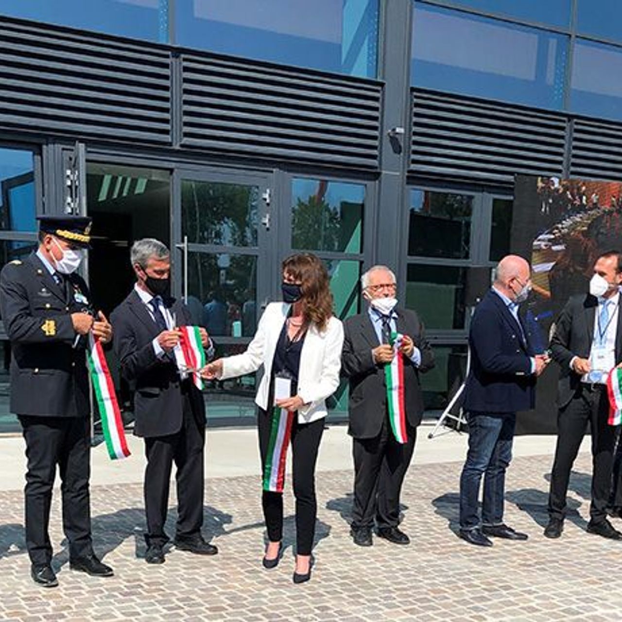 La cérémonie d'inauguration du bureau de Bologne de l'ECWMF, le Centre européen pour les prévisions météorologiques à moyen terme (Photo Giacomo Maestri)