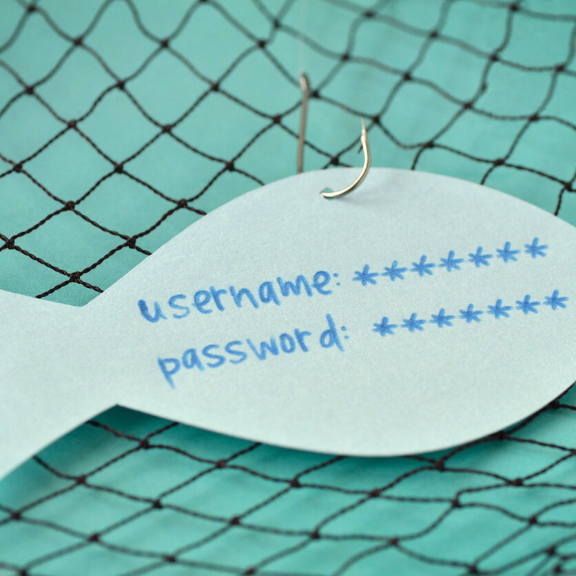 Username e password vanno conservati gelosamente e cambati spesso per proteggersi dalle truffe, online e no