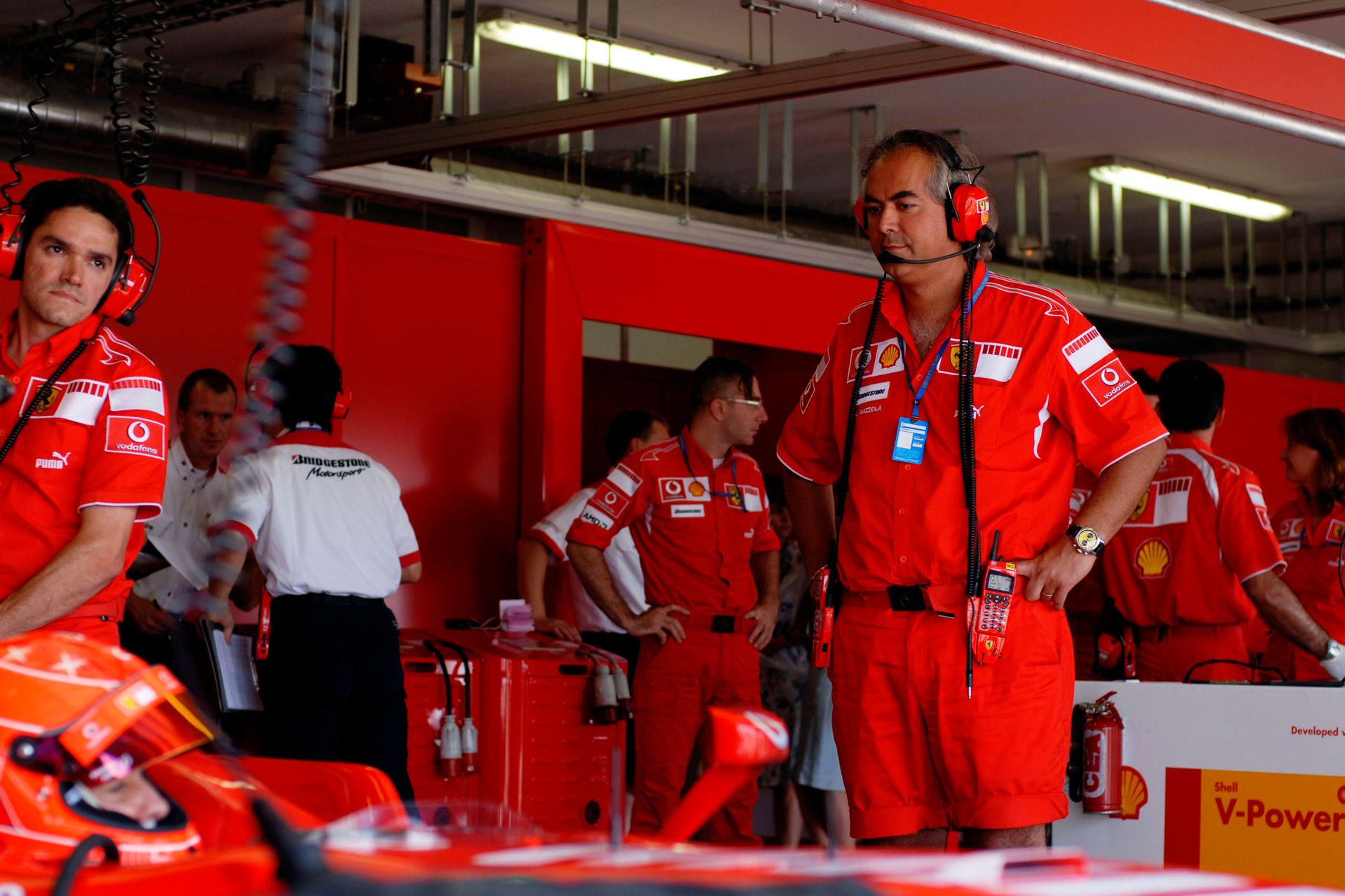 L'ingegner Luigi Mazzola in Formula 1 nei box della Scuderia Ferrari