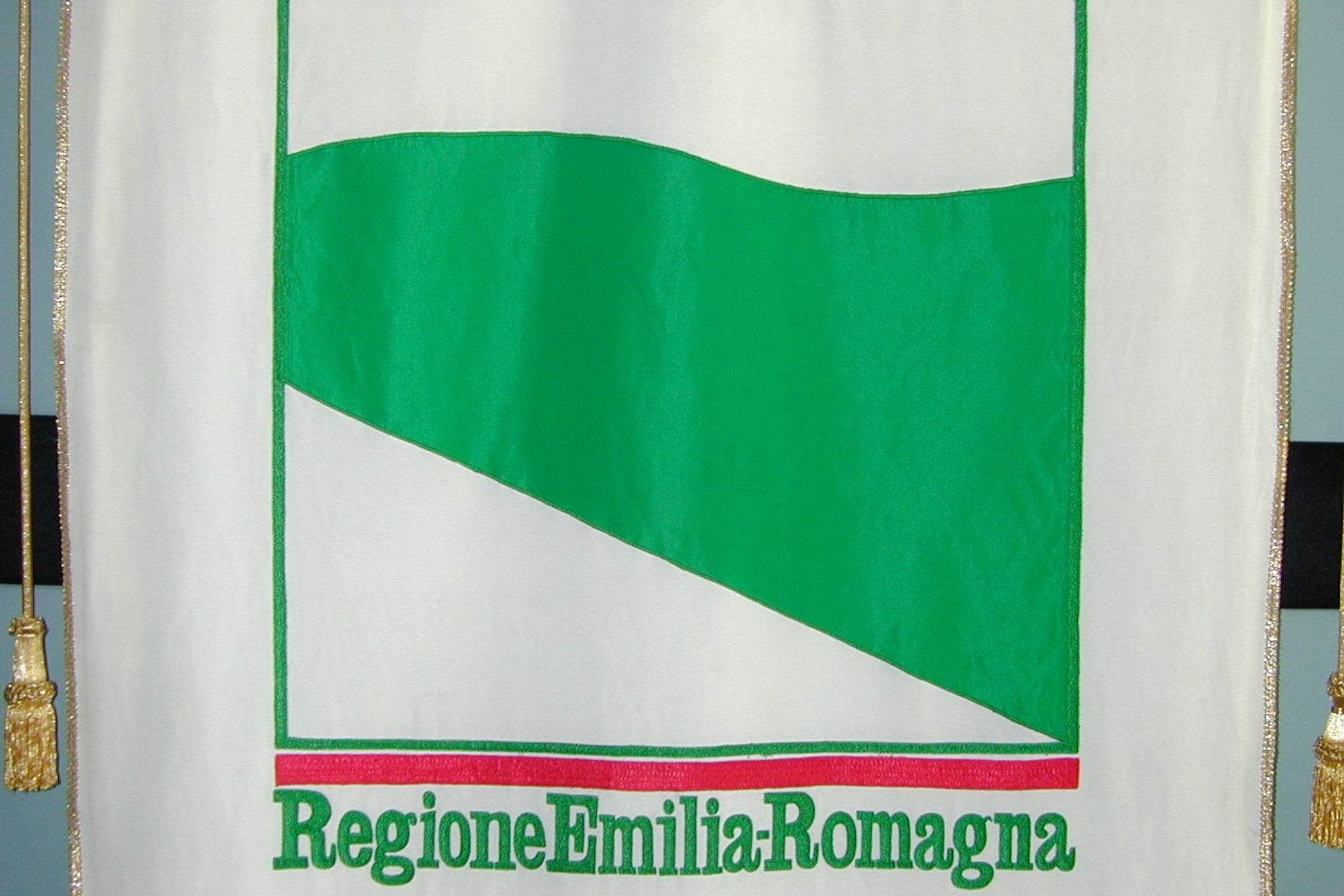 Az Emilia-Romagna régió zászlaja