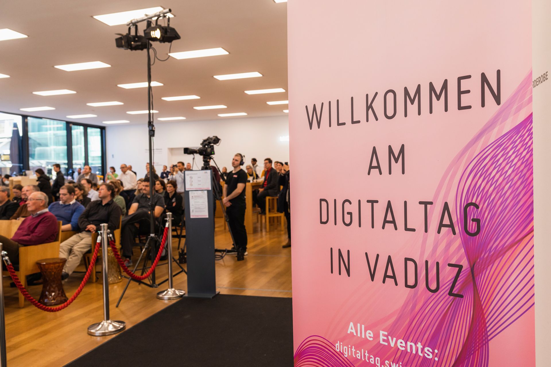 Il pubblico della "Digitaltag Vaduz" il 6 novembre 2021 in Liechtenstein