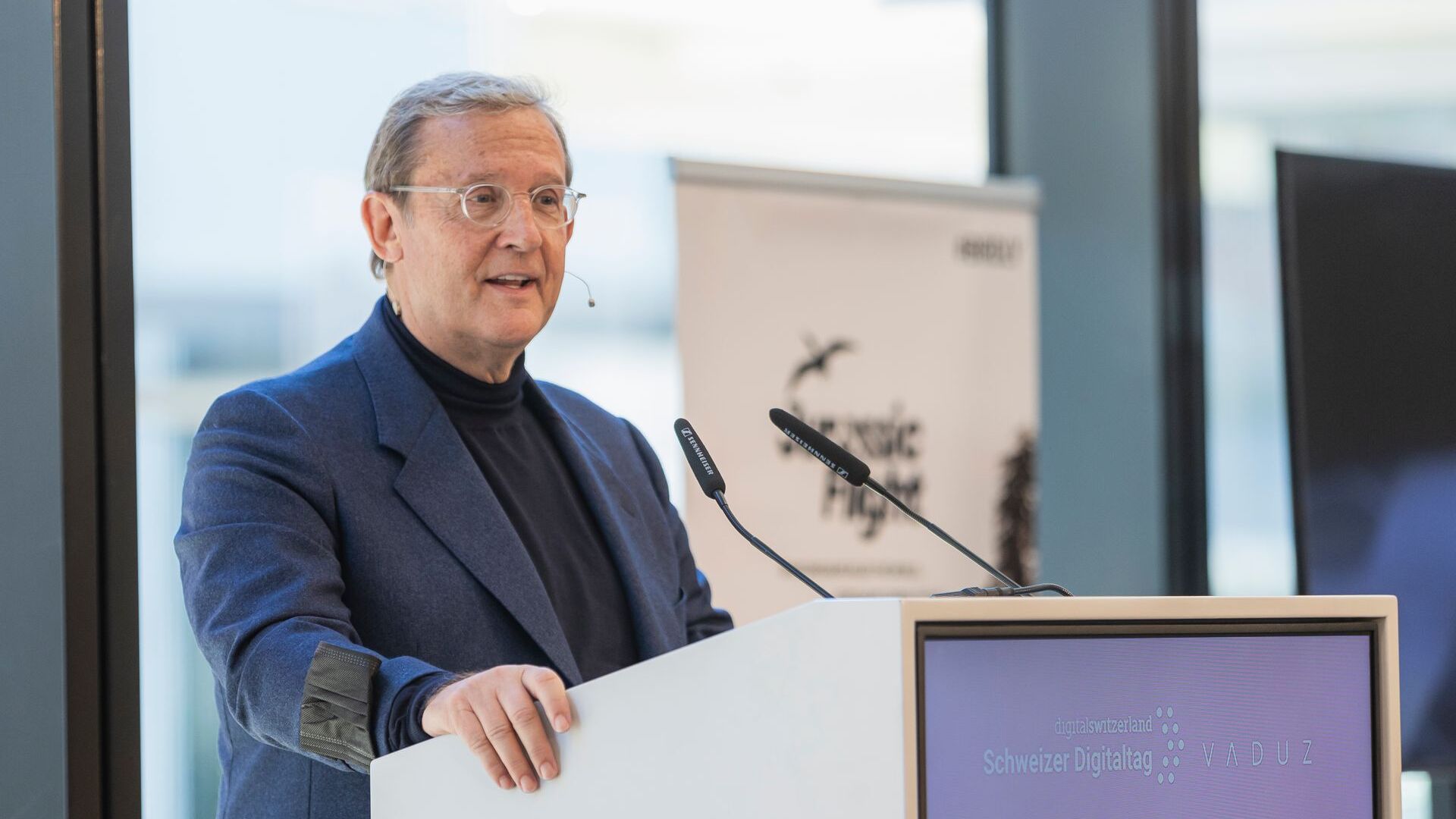 Sestdien, 6. gada 2021. novembrī Lihtenšteinas Firstistes galvaspilsētas Kunstmuseum sagaidīja "Digitaltag Vaduz": Kaiser Partner valdes priekšsēdētāja un īpašnieka Friča Kaizera runu teica.