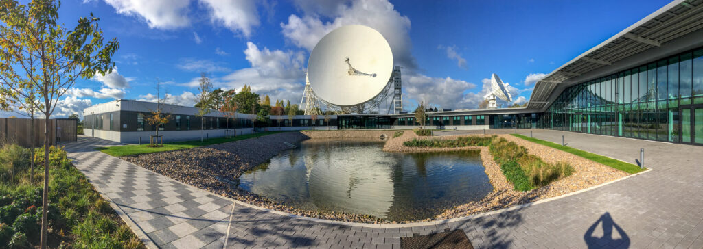 Il consorzio SKAO ha sede presso l'osservatorio astronomico di Jodrell Bank nel Regno Unito