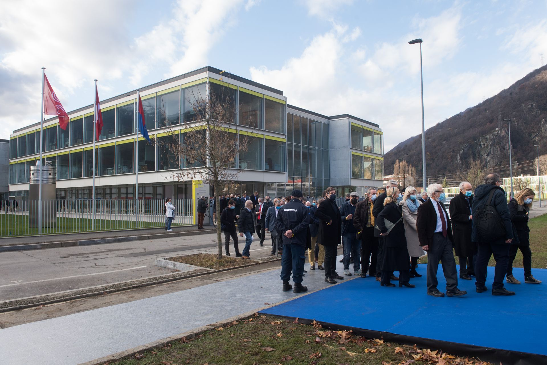 L'inaugurazione del polo con l'Istituto di Ricerca in Biomedicina, l'Istituto Oncologico di Ricerca e i laboratori traslazionali dell'Ente Ospedaliero Cantonale (Foto Alessandro Crinari/TI-Press)