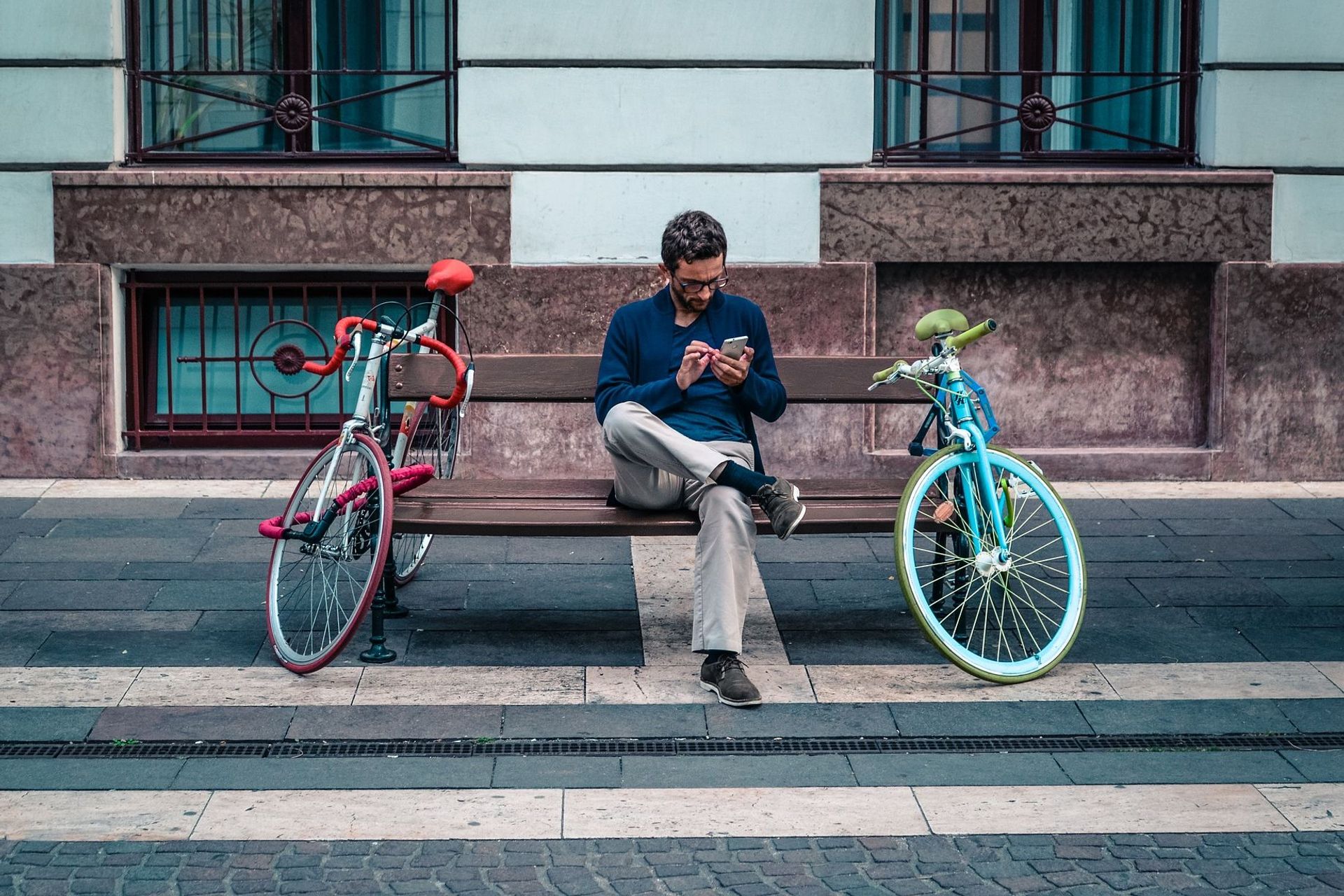 Smartfonlar va velosipedlar Yevropa shaharlarining kelajagida