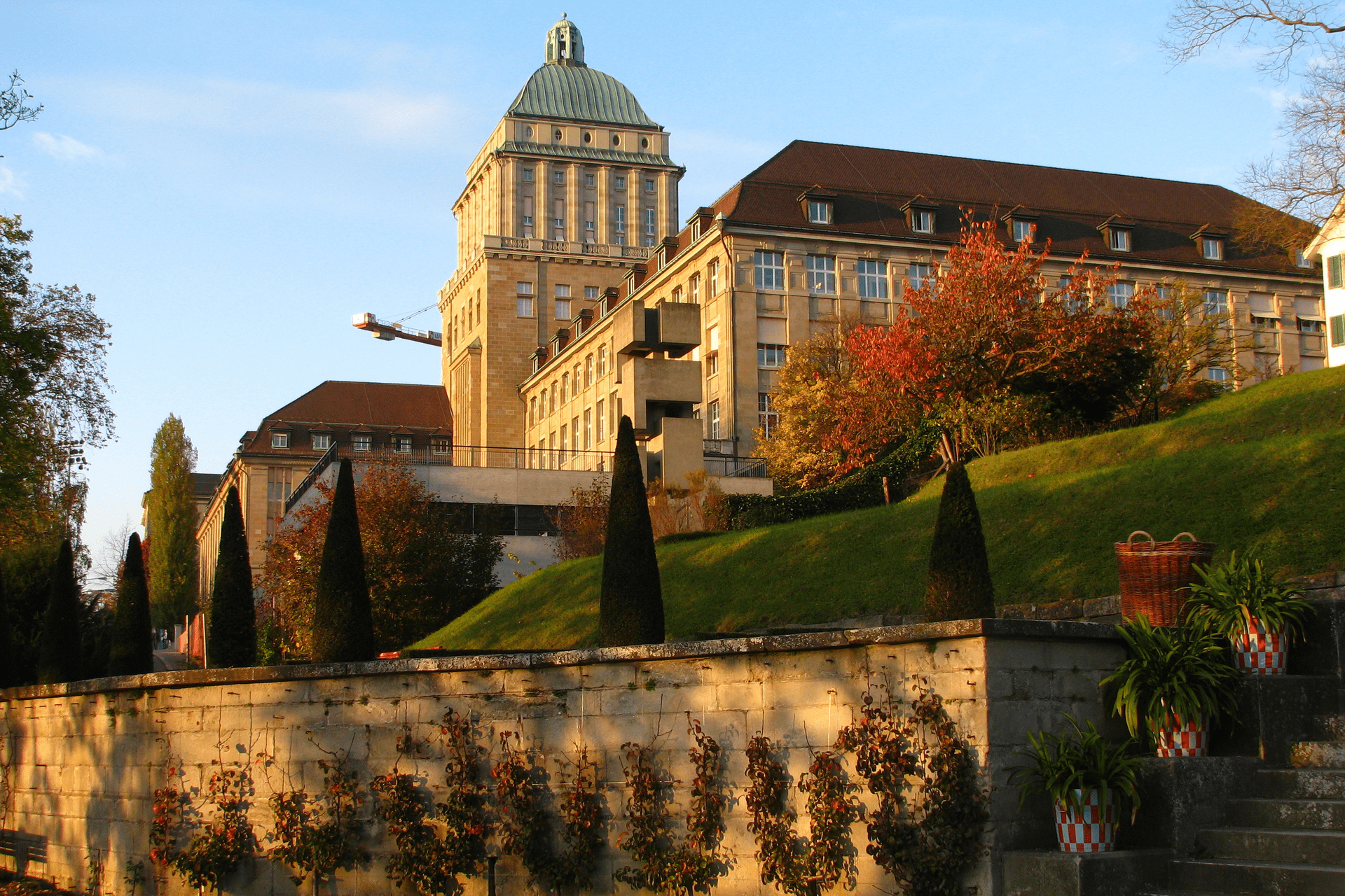 La storica sede dell'Università di Zurigo in Svizzera