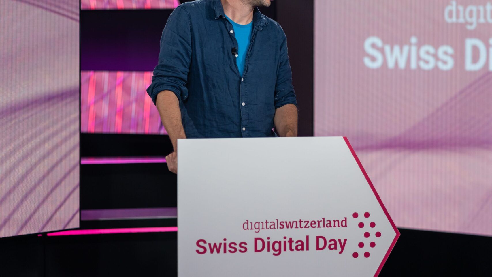 Un momento della versione online e televisiva della 'Giornata Digitale Svizzera' del 10 novembre 2021