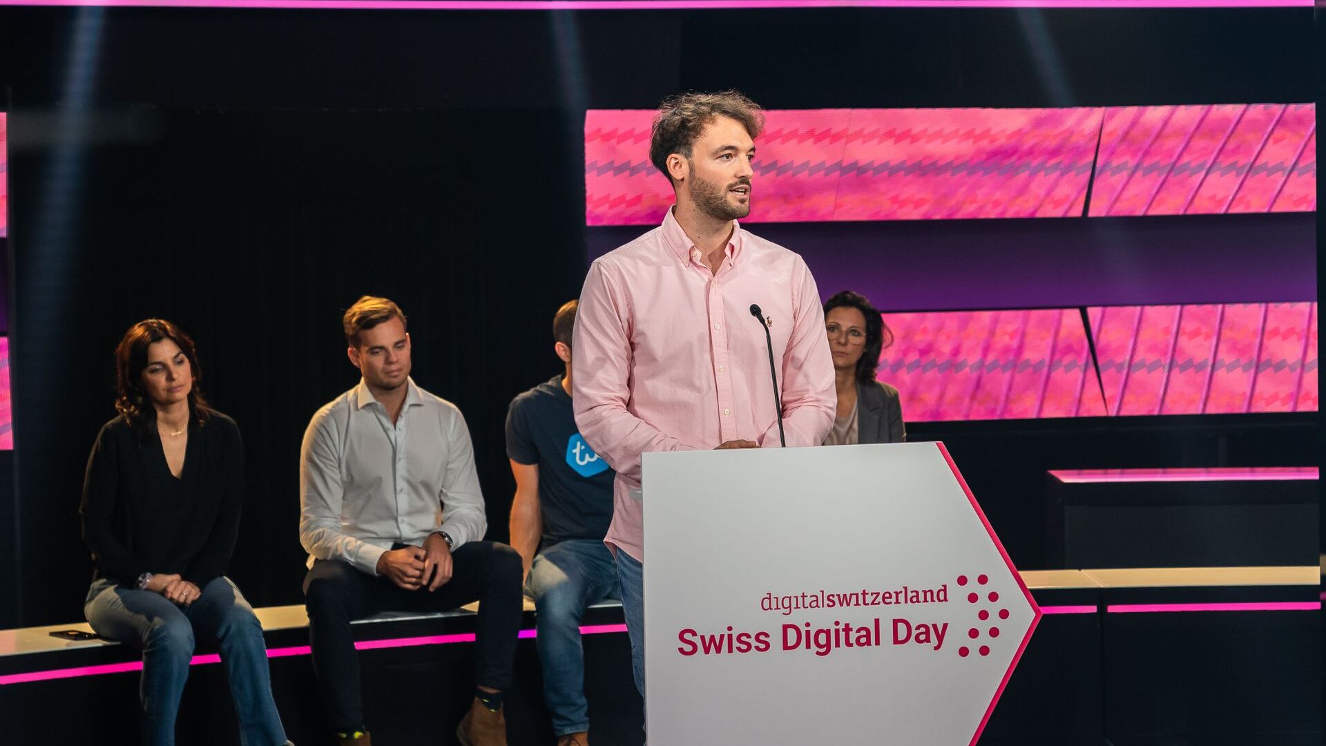 Un aperçu de la version en ligne et TV de la "Journée numérique suisse" du 10 novembre 2021