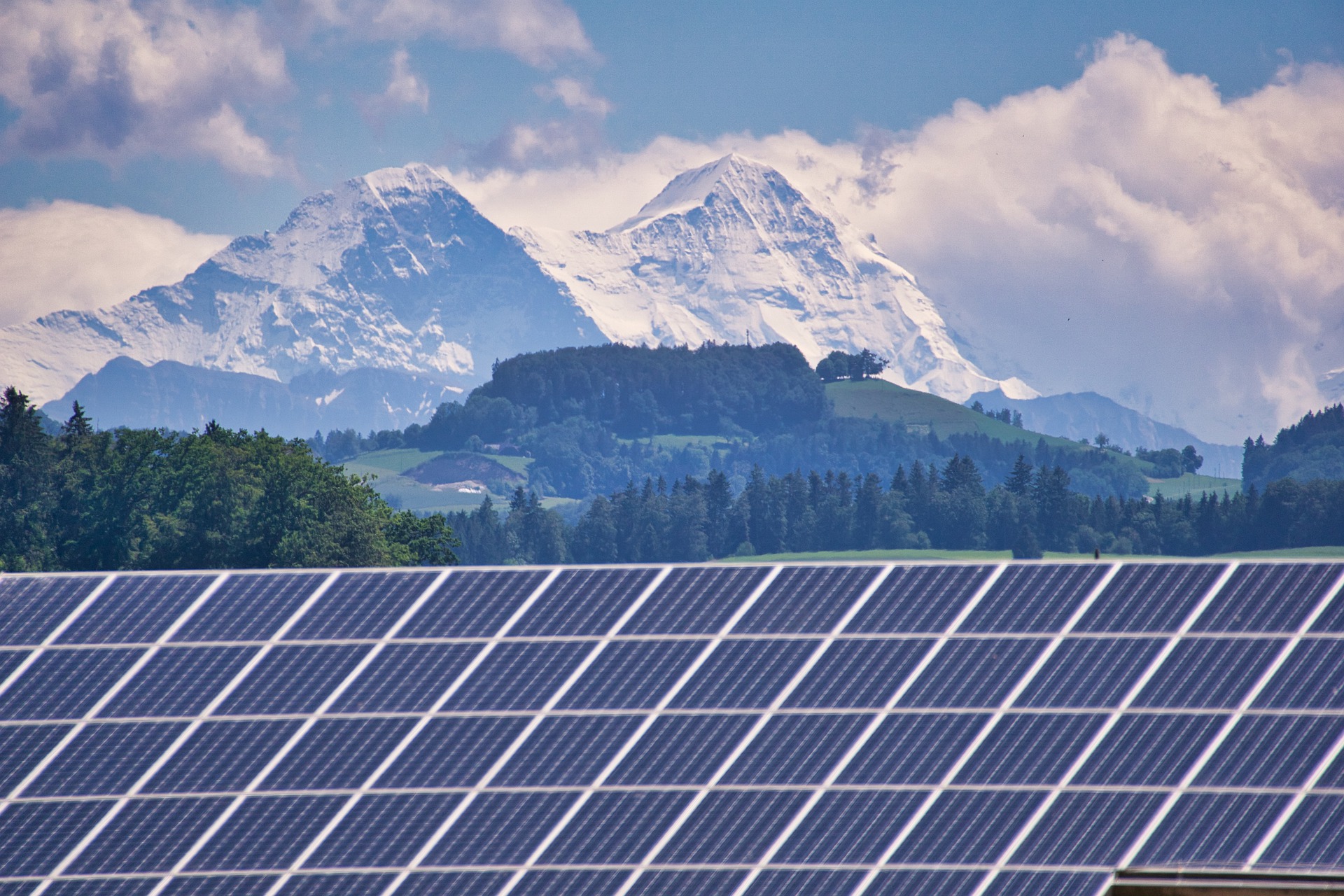 Anche le zone alpine potrebbero incentivare l'uso del fotovoltaico per ricavare energia
