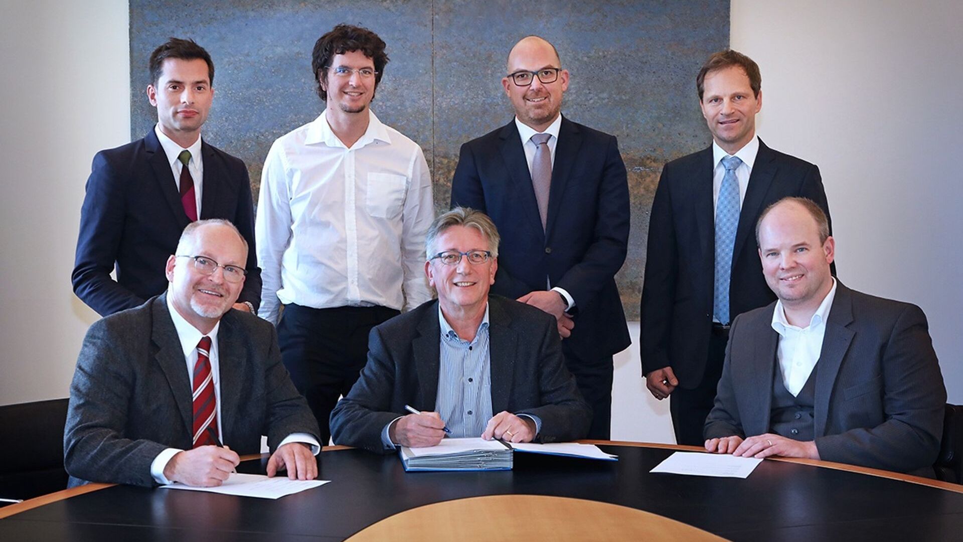 La sottoscrizione della collaborazione fra Innosuisse, l'Agenzia svizzera per la promozione dell'innovazione, e l'Ufficio degli Affari Economici del Liechtenstein