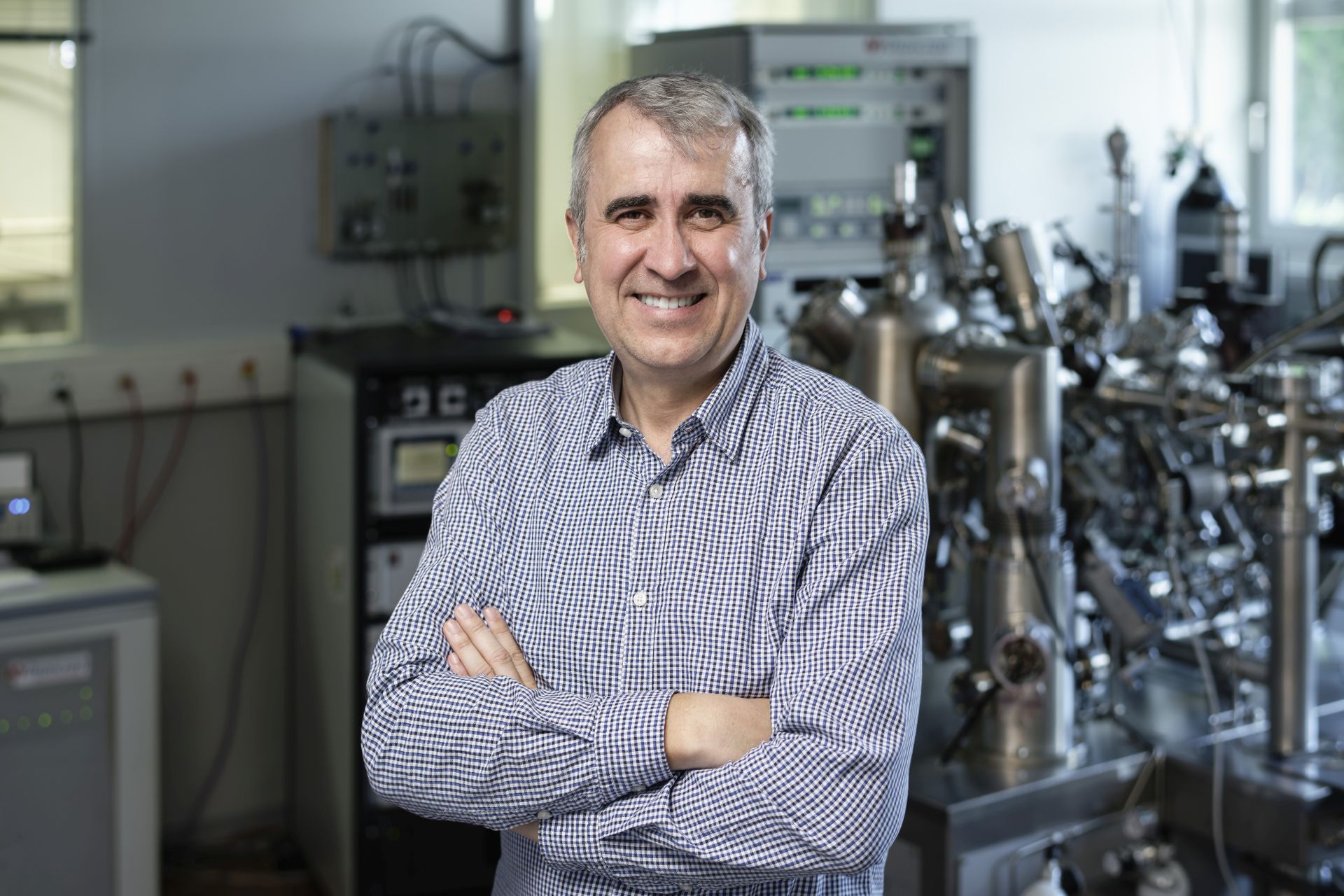 Oliver Gröning, scienziato del Laboratorio Federale Svizzero per la Scienza e la Tecnologia dei Materiali, è il coordinatore del progetto CarboQuant (Foto: Werner Siemens-Stiftung)
