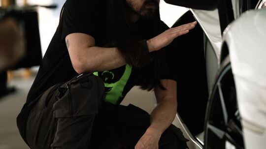 Steve Aoki ha fornito la traccia sviluppata appositamente per l’NFT della LP 780-4 Ultimae Coupé, una colonna sonora esclusiva per l’auto fisica ispirata all’ultima Lamborghini Aventador, e fornirà consulenza sulla progettazione dello specifico Non-Fungible Token e sulla personalizzazione dell’auto fisica