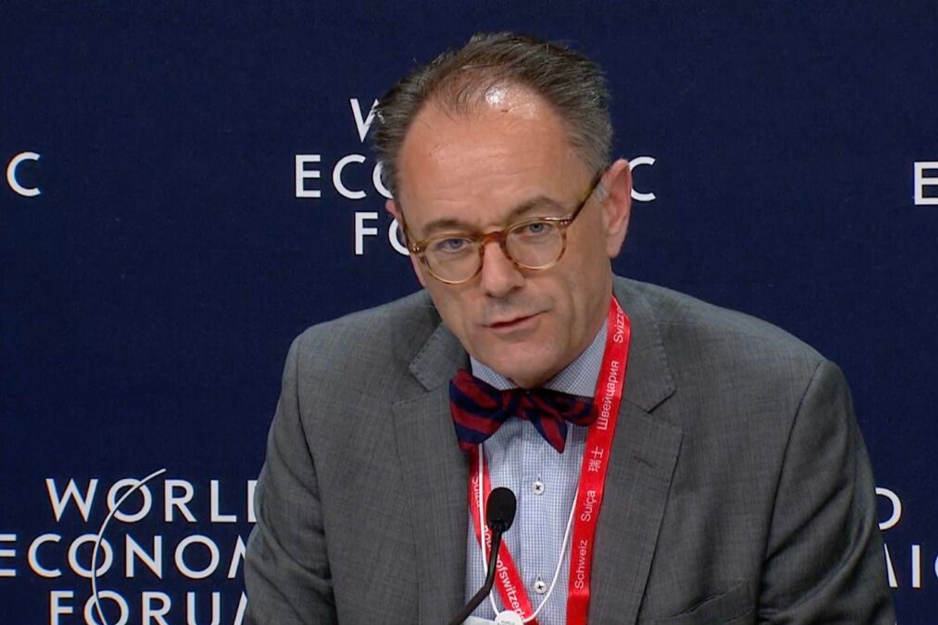 Benedikt Wechsler és ambaixador i cap de la Divisió de Digitalització del Departament Federal d'Afers Exteriors (DFAE) de la Confederació Suïssa.