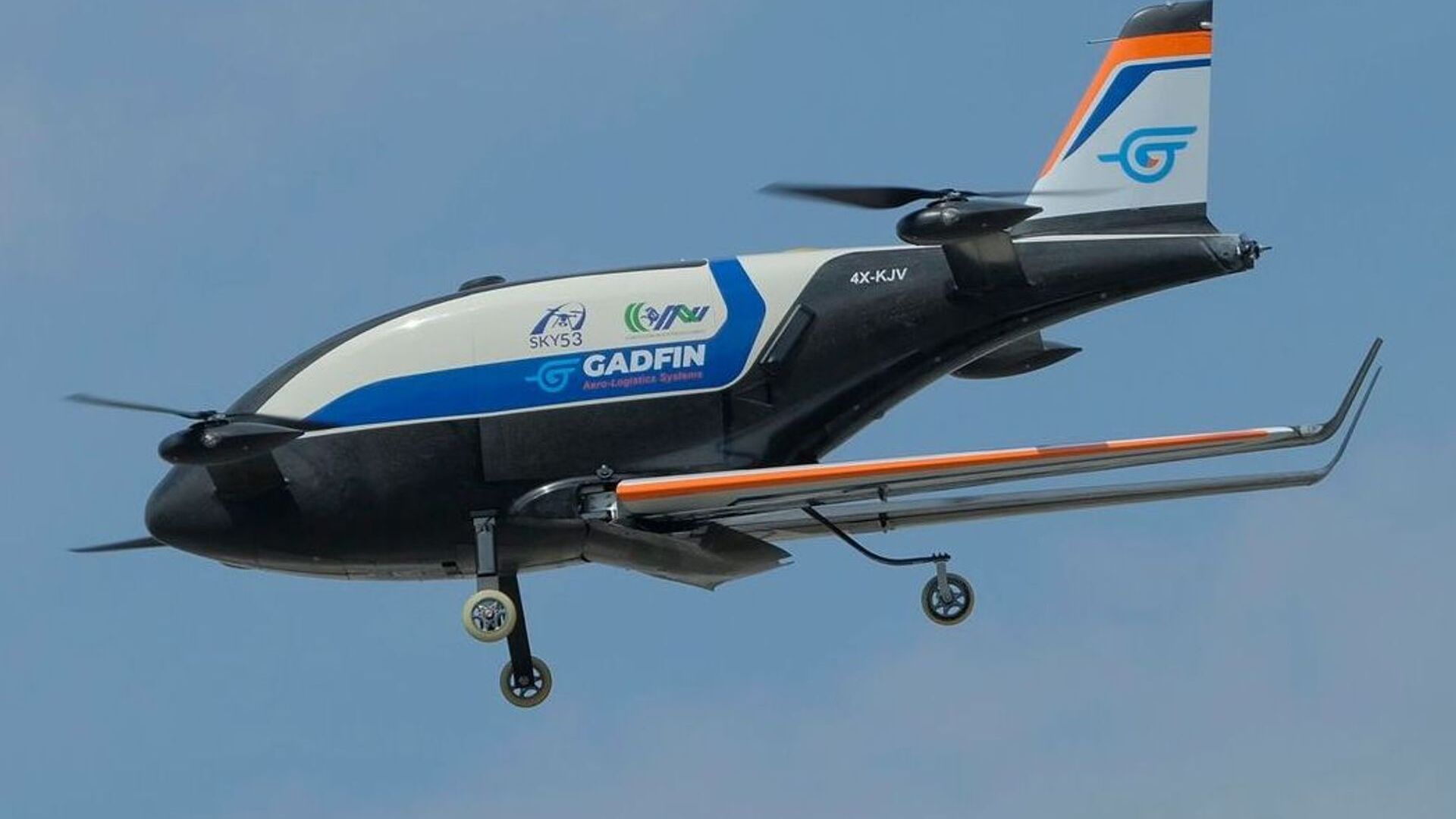 La dimostrazione del drone per trasporto di materiale sanitario del progetto “Sky 53”, effettuato nelle aree esterne del quartiere fieristico di Verona dall’operatore israeliano Gadfin