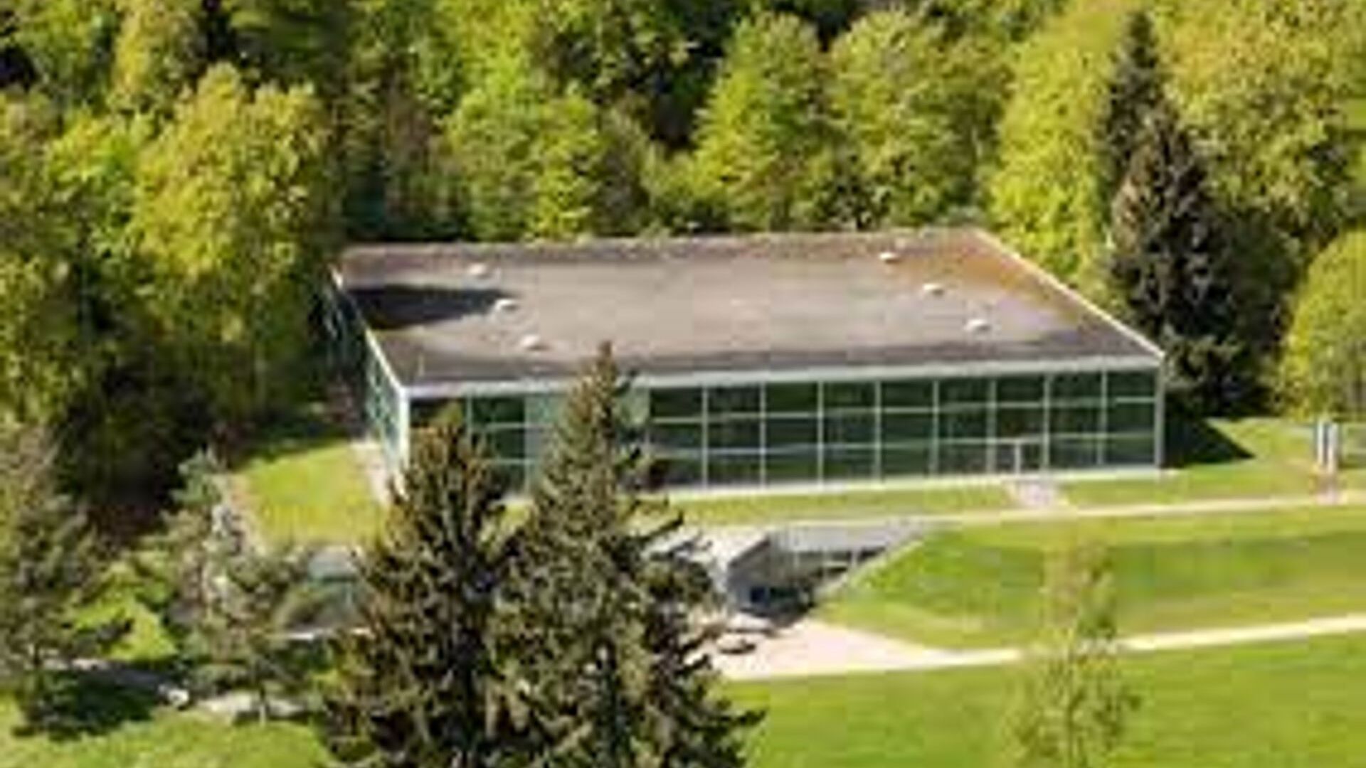Le Centre National des Sports de la Confédération Suisse à Macolin (acronyme CSM) dans le Canton de Berne