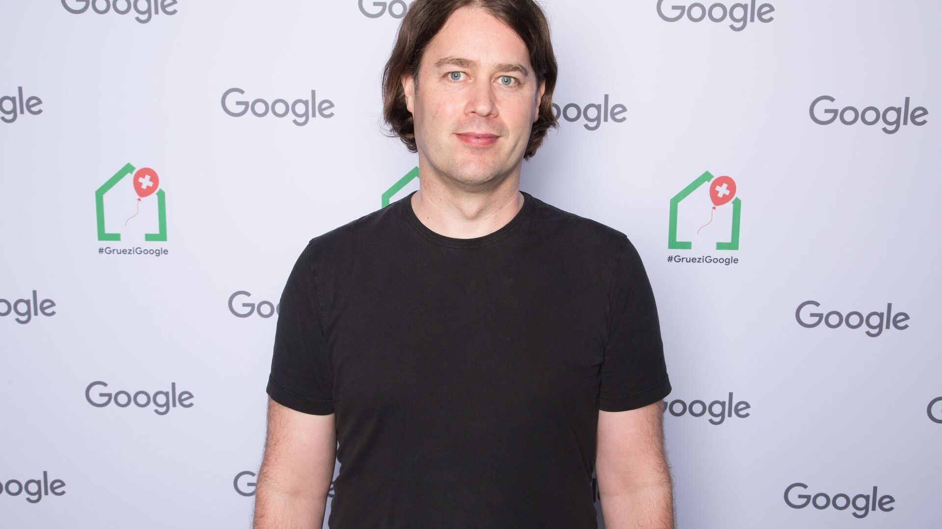 Geoff Van der Meer, visepresident for ingeniørfag på YouTube, deltok på den offisielle åpningen av Googles nye Campus Europaallee i Zürich 27. juni 2022