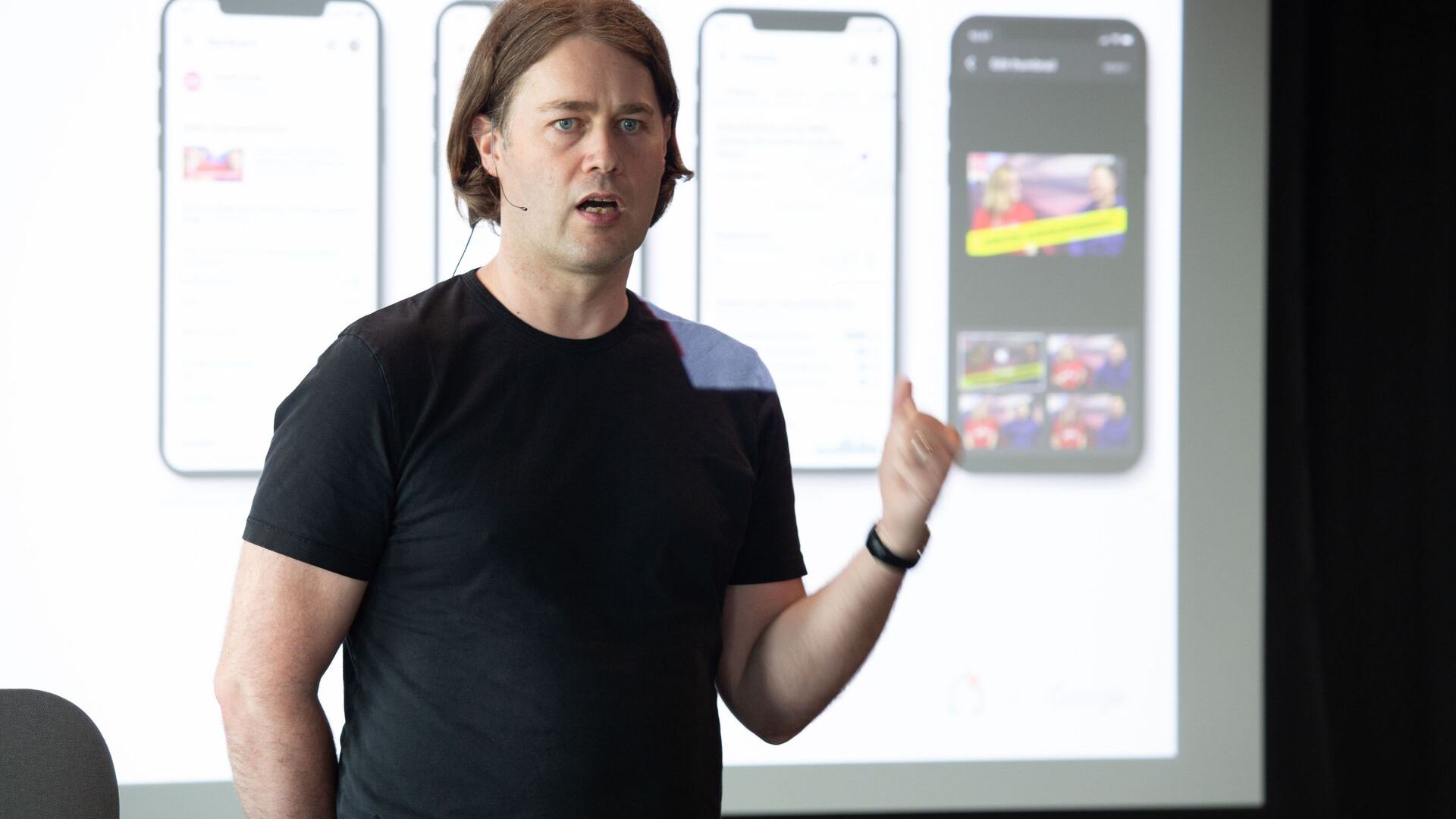 Geoff Van der Meer، معاون مهندسی YouTube، در افتتاحیه رسمی پردیس Europaallee جدید گوگل در زوریخ در 27 ژوئن 2022 شرکت کرد.