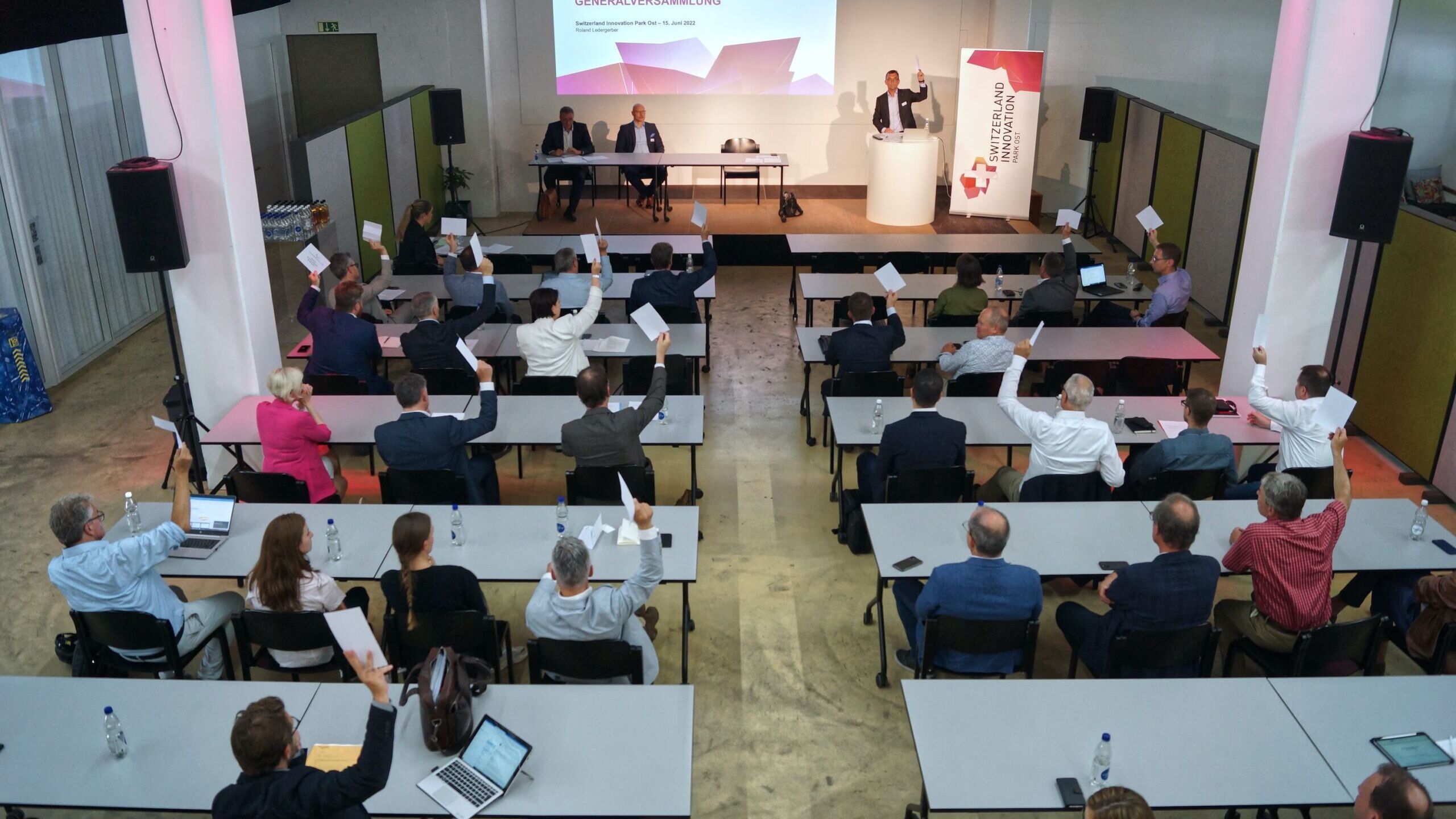 Il 15 giugno 2022 è avvenuta la fusione nello Switzerland Innovation Park Est della società Startfeld, acceleratore di startup creato nel 2010 e ospitato dal 2016 dal Campus Lerchenfeld di San Gallo