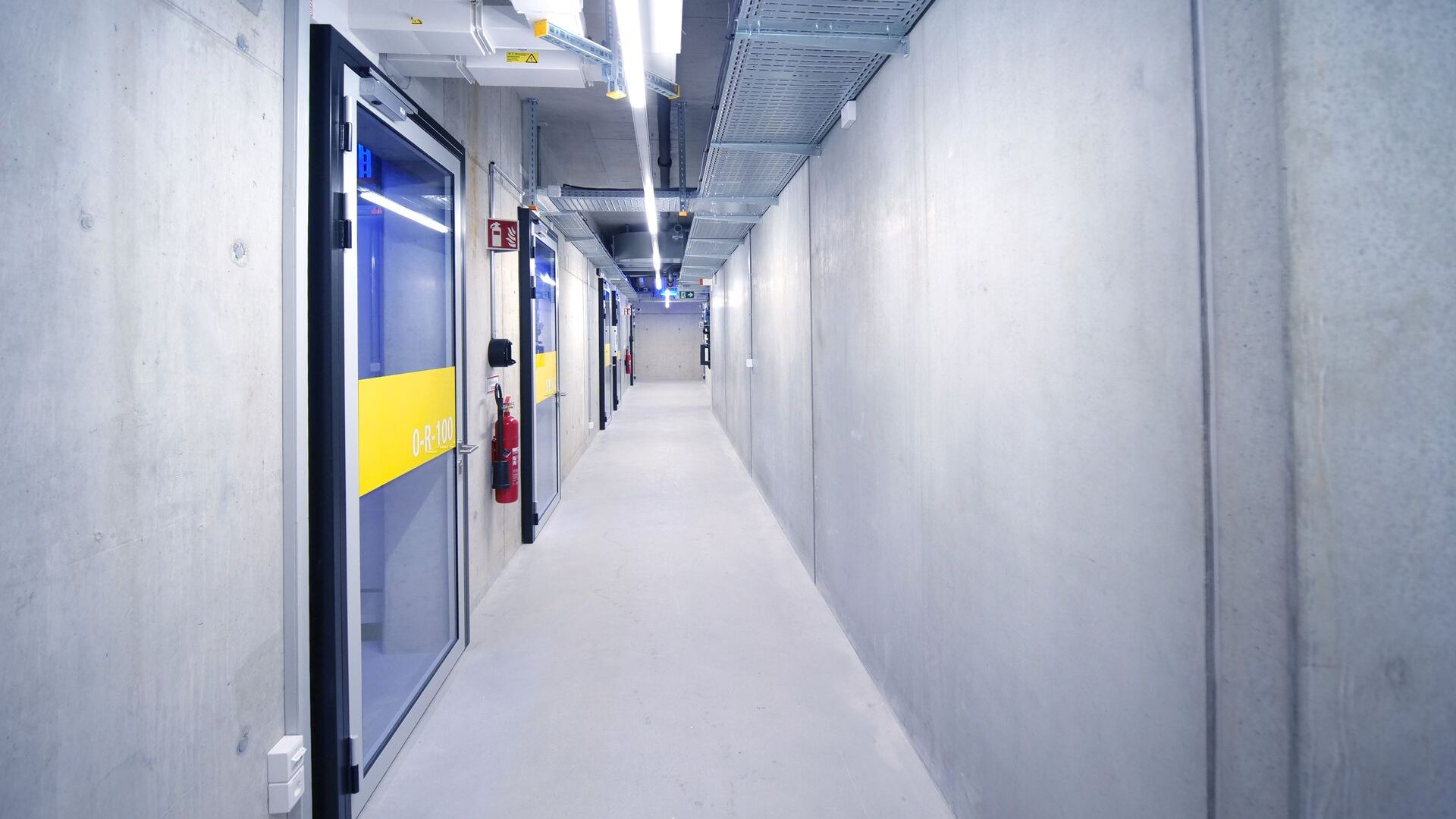 I corridoi interni del Rechenzentrum Ostschweiz di Gais in Appenzello Esterno