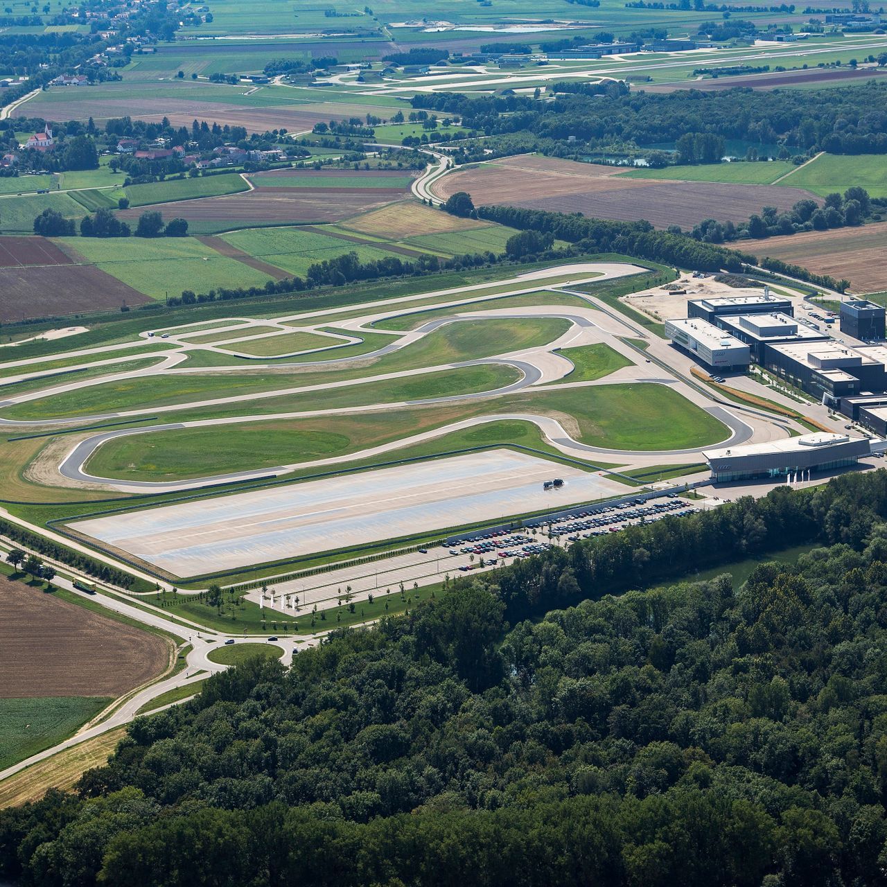 Il Competence Center Motorsport di Audi Sport a Neuburg an der Donau