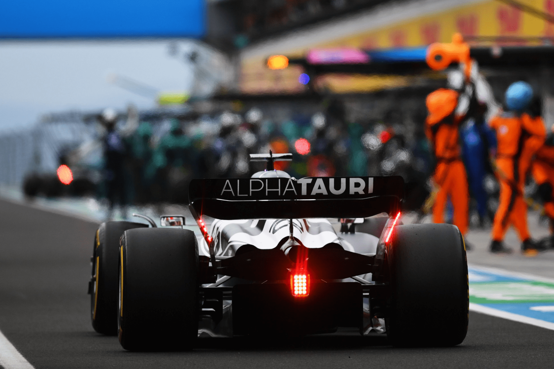 La collaborazione fra la Scuderia Alpha Tauri e LIF3.com è cominciata in occasione del Gran Premio d’Ungheria 2022 di Formula 1