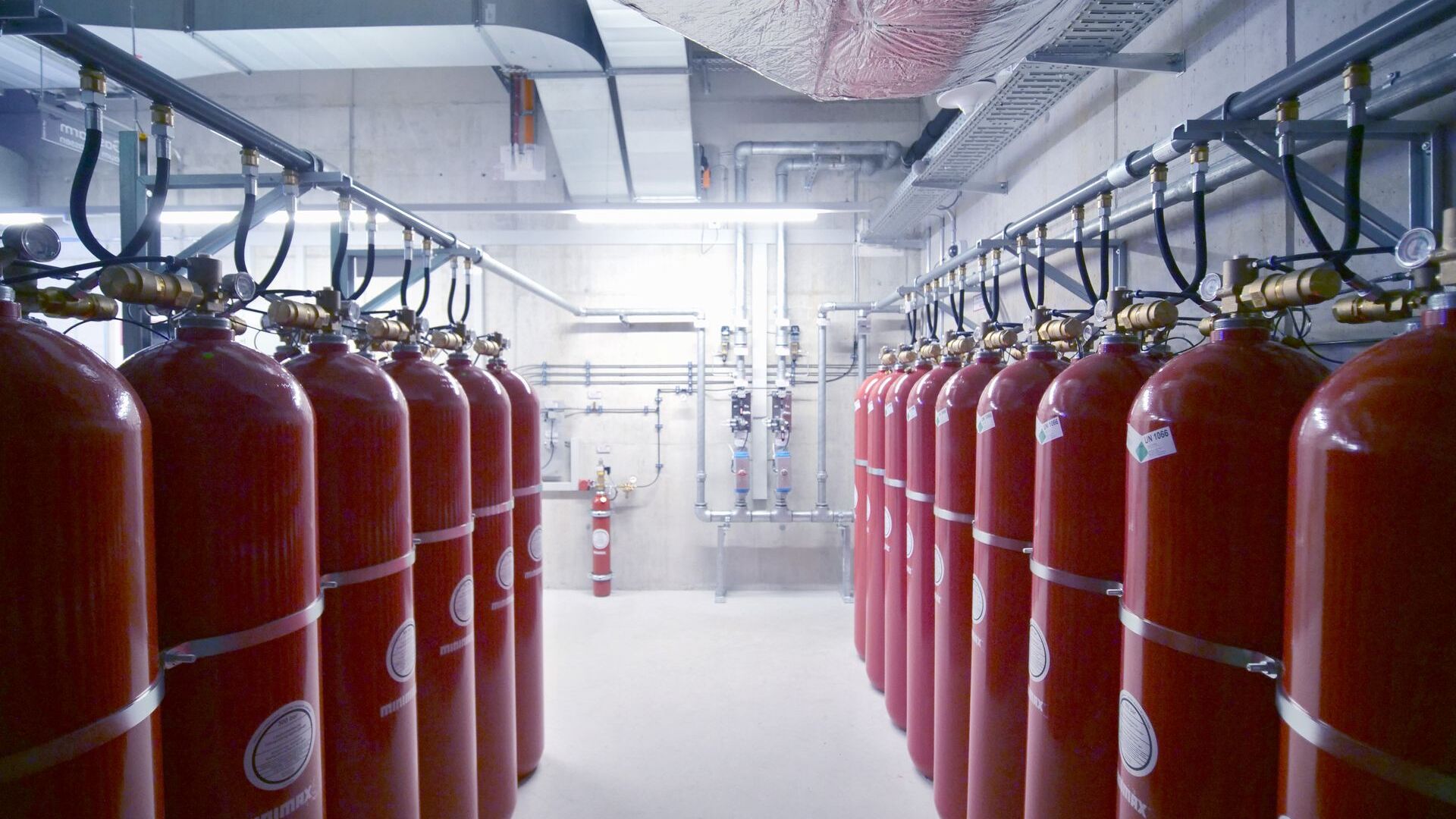 Le bombole di gas estinguente Loesch del Rechenzentrum Ostschweiz di Gais in Appenzello Esterno