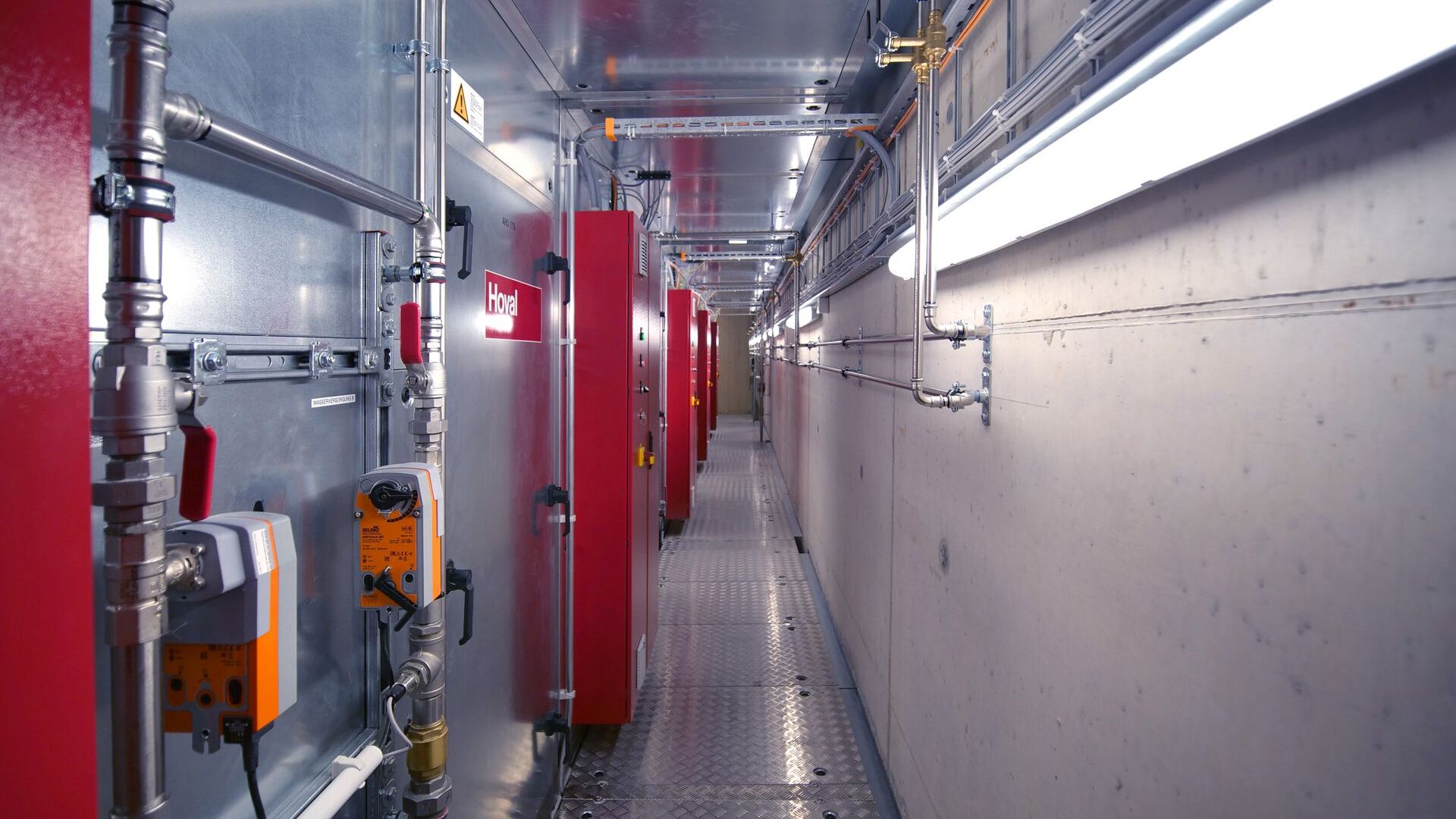 Os sistemas de refrigeração do Rechenzentrum Ostschweiz em Gais em Appenzell Ausserrhoden
