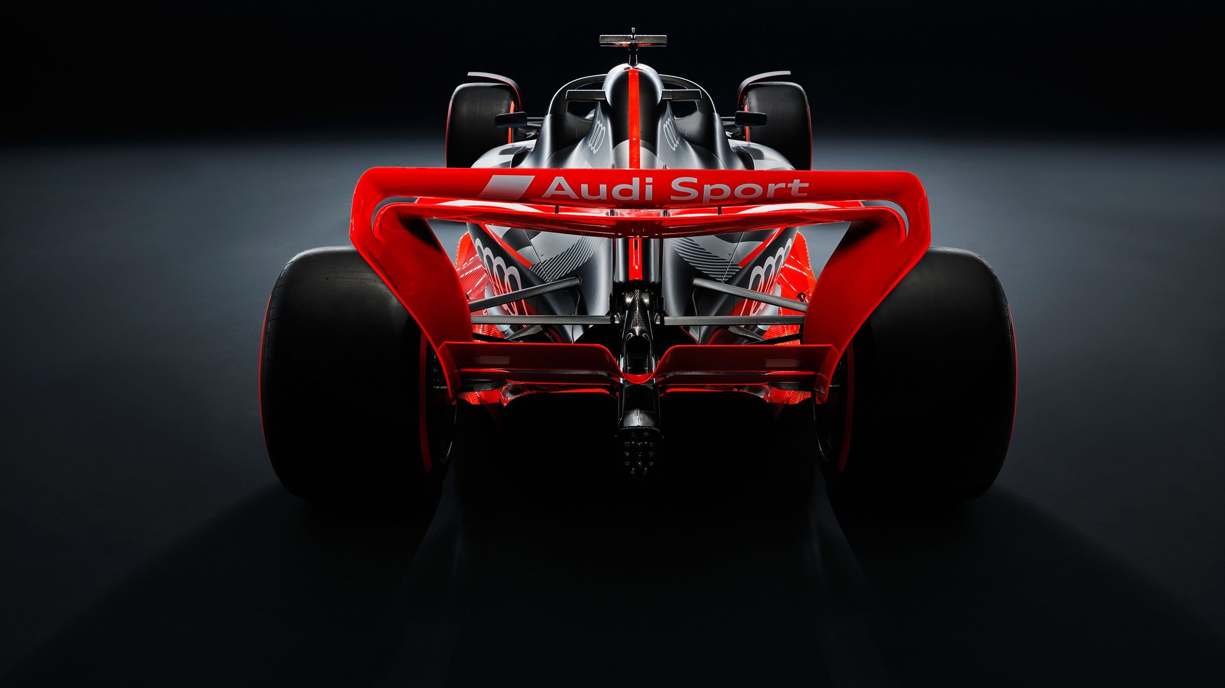 Una monoposto di Formula 1 adattata alla livrea Audi Sport (6)
