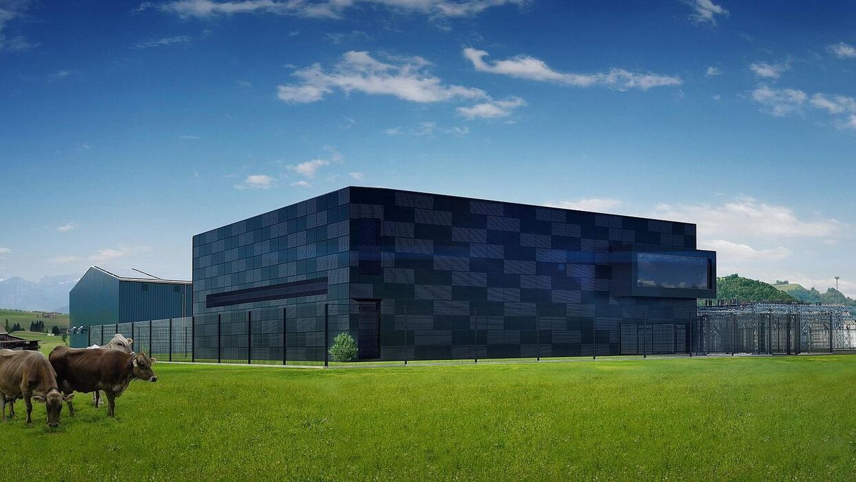 Un’insegna solare per edifici del Rechenzentrum Ostschweiz di Gais in Appenzello Esterno