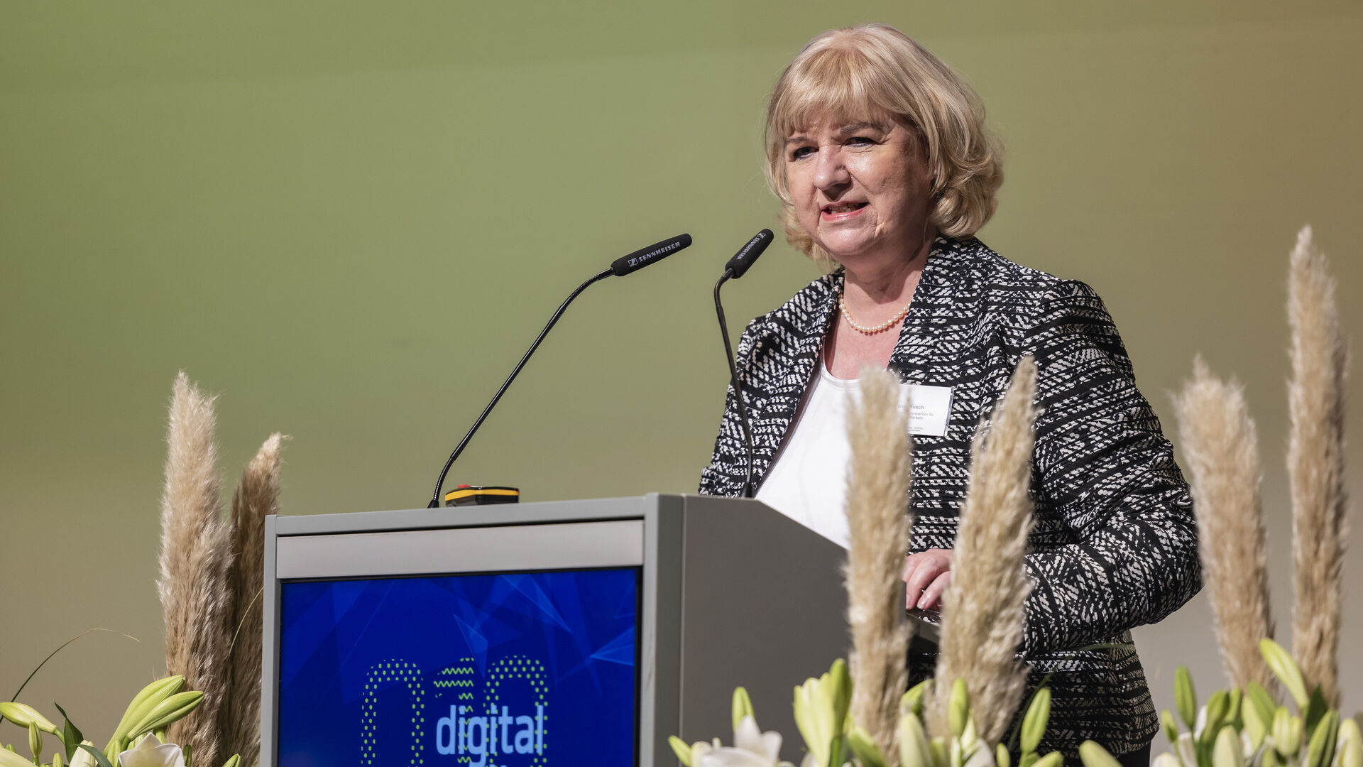 Vuoden 2022 painos "Digital Summit" -tapahtumasta Vaduzissa