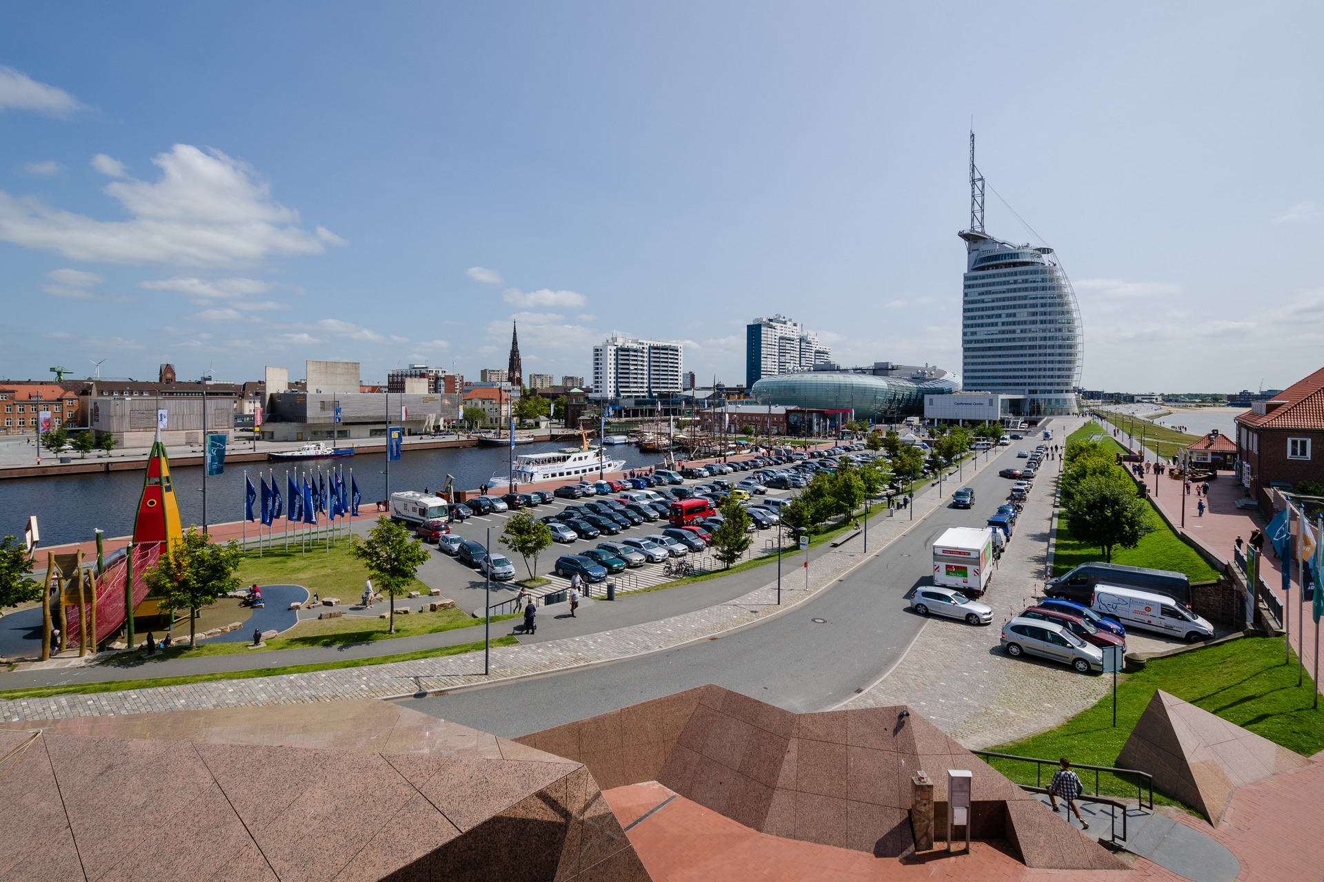 Bremerhaven è una città tedesca di 113.000 abitanti sul Mare del Nord
