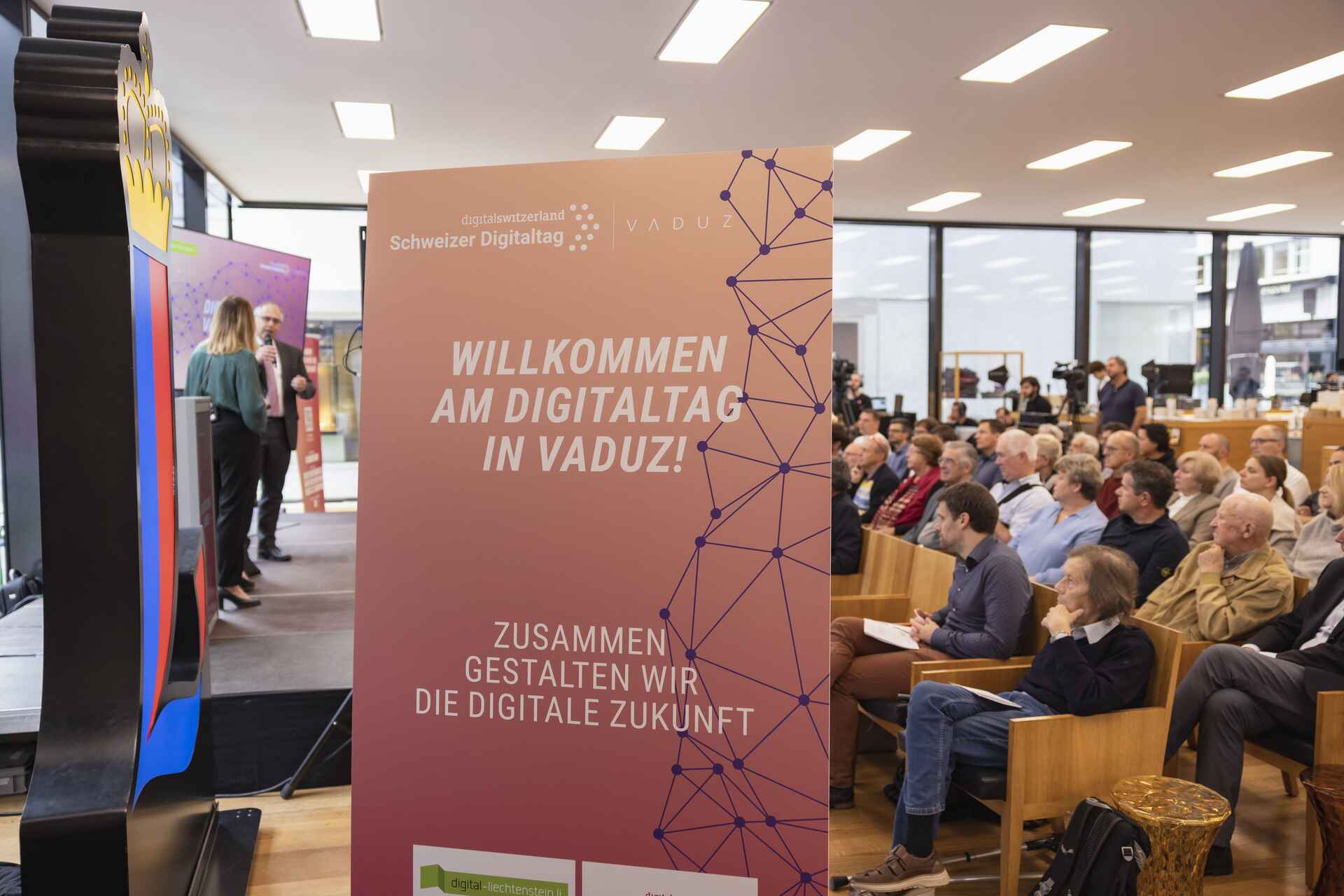 "Digitaltag Vaduz" მიესალმა ლიხტენშტეინის სამთავროს დედაქალაქის Kunstmuseum-ს შაბათს, 15 წლის 2022 ოქტომბერს.