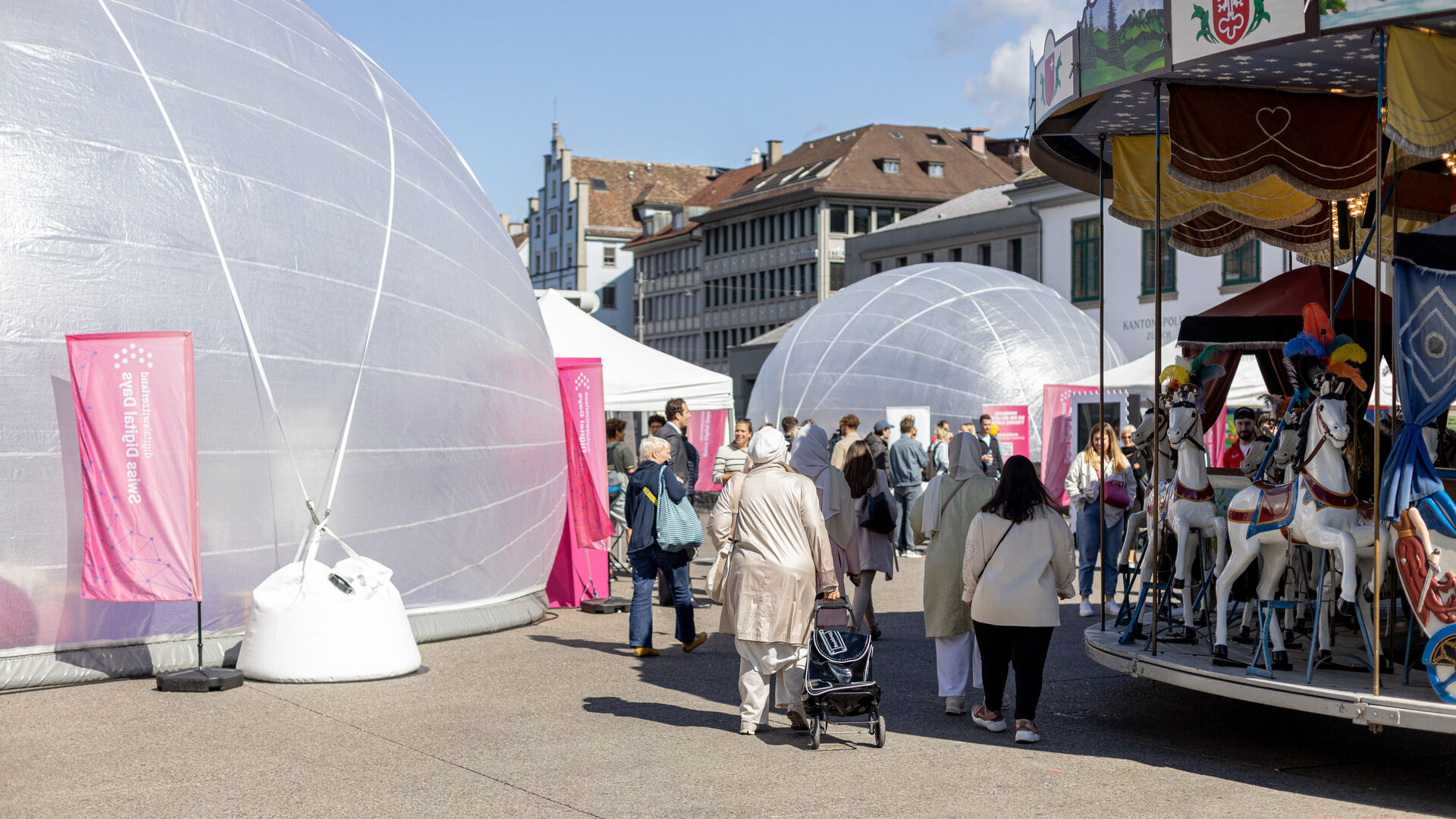 Les "Swiss Digital Days" 2022 ont fait escale à Zurich (Zurich), Schaffhouse (Schaffhouse) et Winterthur (Zurich) du 19 au 25 septembre