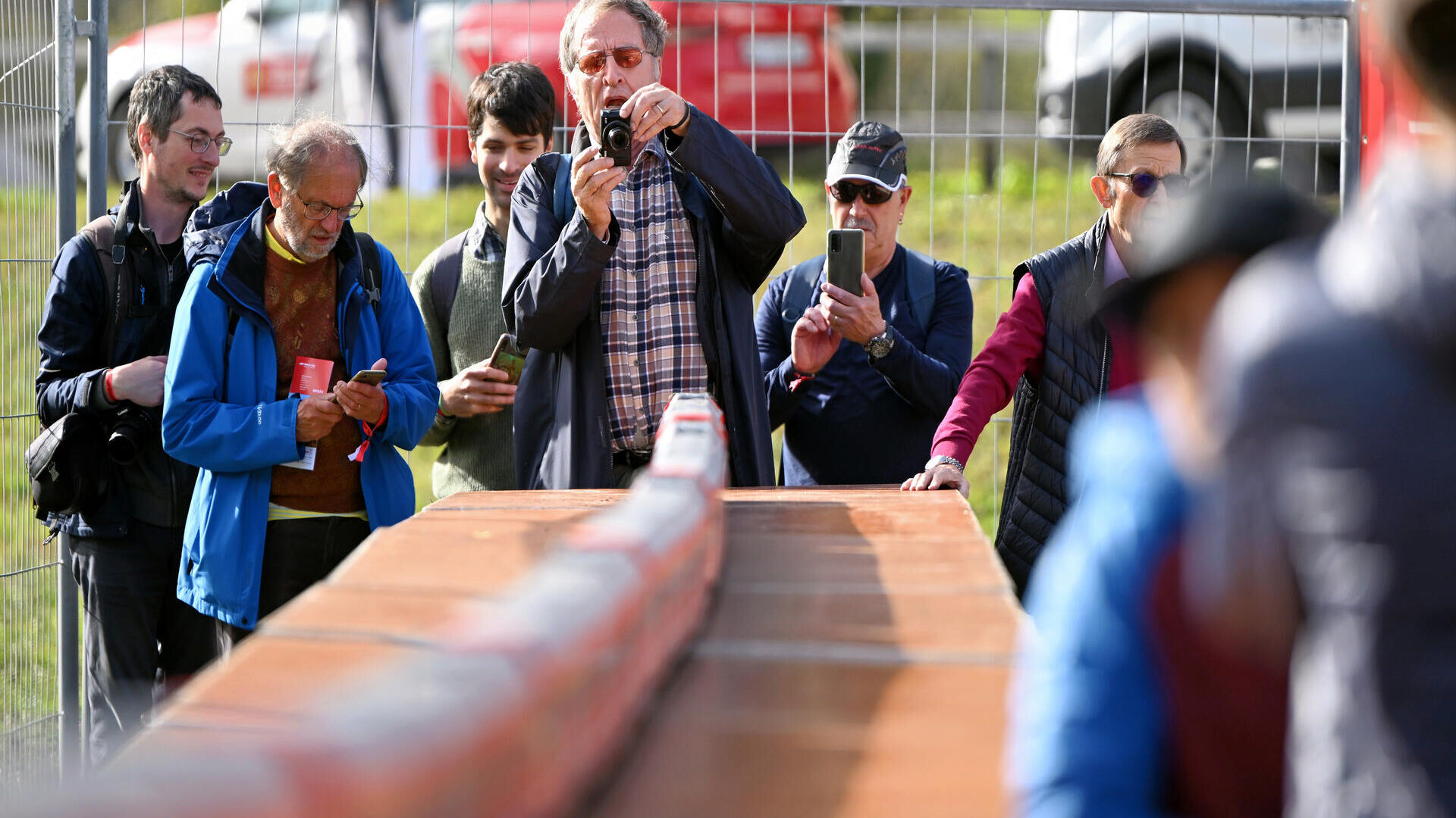 Мероприятия для публики Граубюндена во время рекорда самого длинного узкоколейного поезда в мире Ретийских железных дорог.