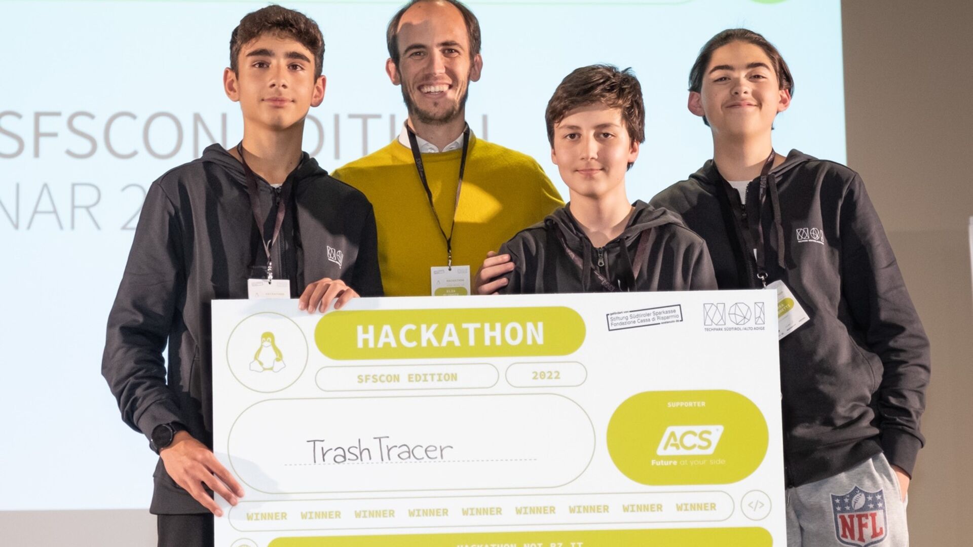 I vincitori 2022 della “NOI Hackathon SFScon Edition” a Bolzano l'11 e 12 novembre Hack Progress per Progress Group