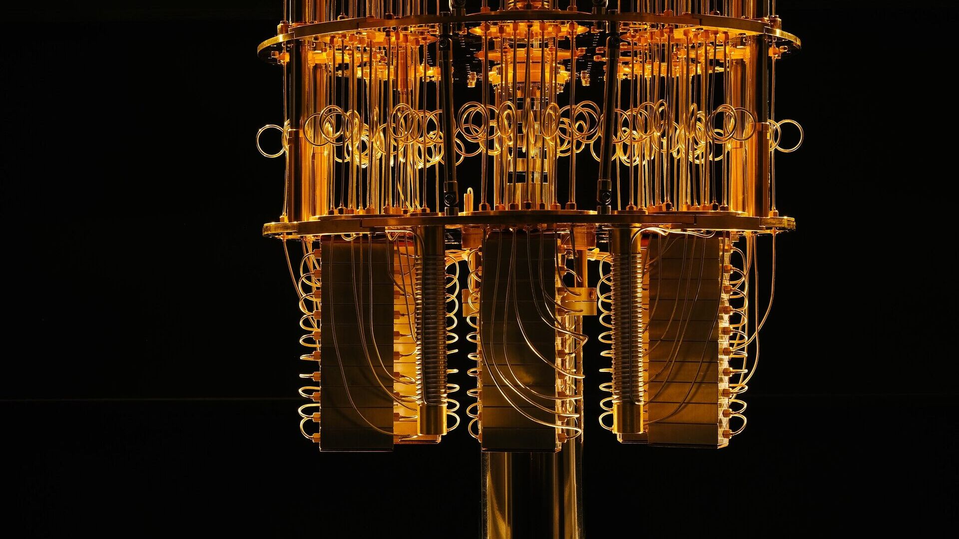 Конвергенция множества новейших технологий делает возможными исследования IBM в области квантовых компьютеров.
