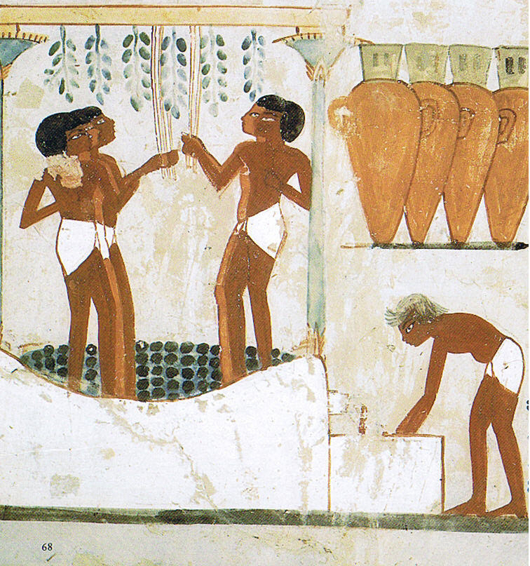 Египетская картина, изображающая избиение винограда для извлечения сока и превращения его в вино в сосудах для хранения.