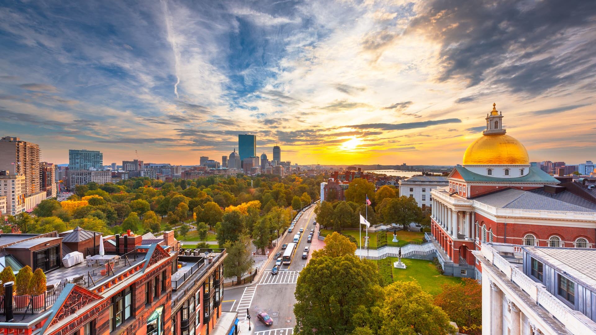 La città di Boston al tramonto