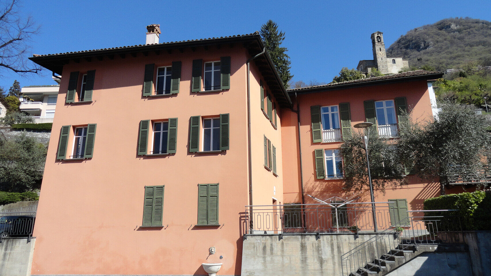 Človeške in naravoslovne znanosti: Casa Carla Cattaneo v Castagnoli, na ozemlju občine Lugano, v kantonu Ticino: gostila bo fundacijo IBSA za znanstvene raziskave, ki si zastavlja nove ambiciozne cilje