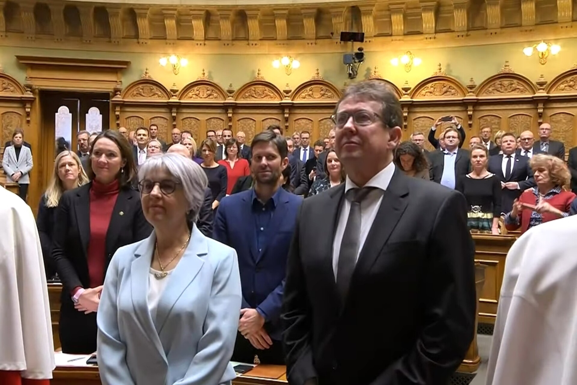 Hội đồng Liên bang: Các Ủy viên Hội đồng Liên bang Thụy Sĩ Elizabeth Baume-Schneider và Albert Rösti khi họ tuyên thệ nhậm chức vào năm 2023