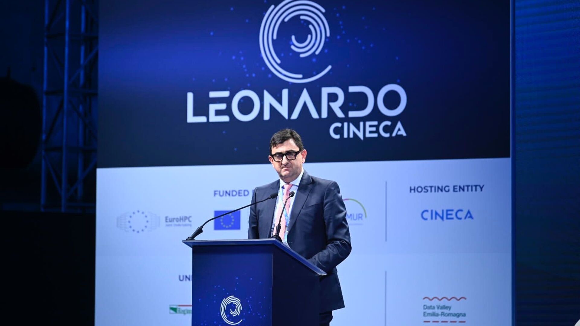 La cerimonia di inaugurazione del supercomputer Leonardo a Bologna il 24 novembre 2022: il Direttore Generale del CINECA, David Vannozzi