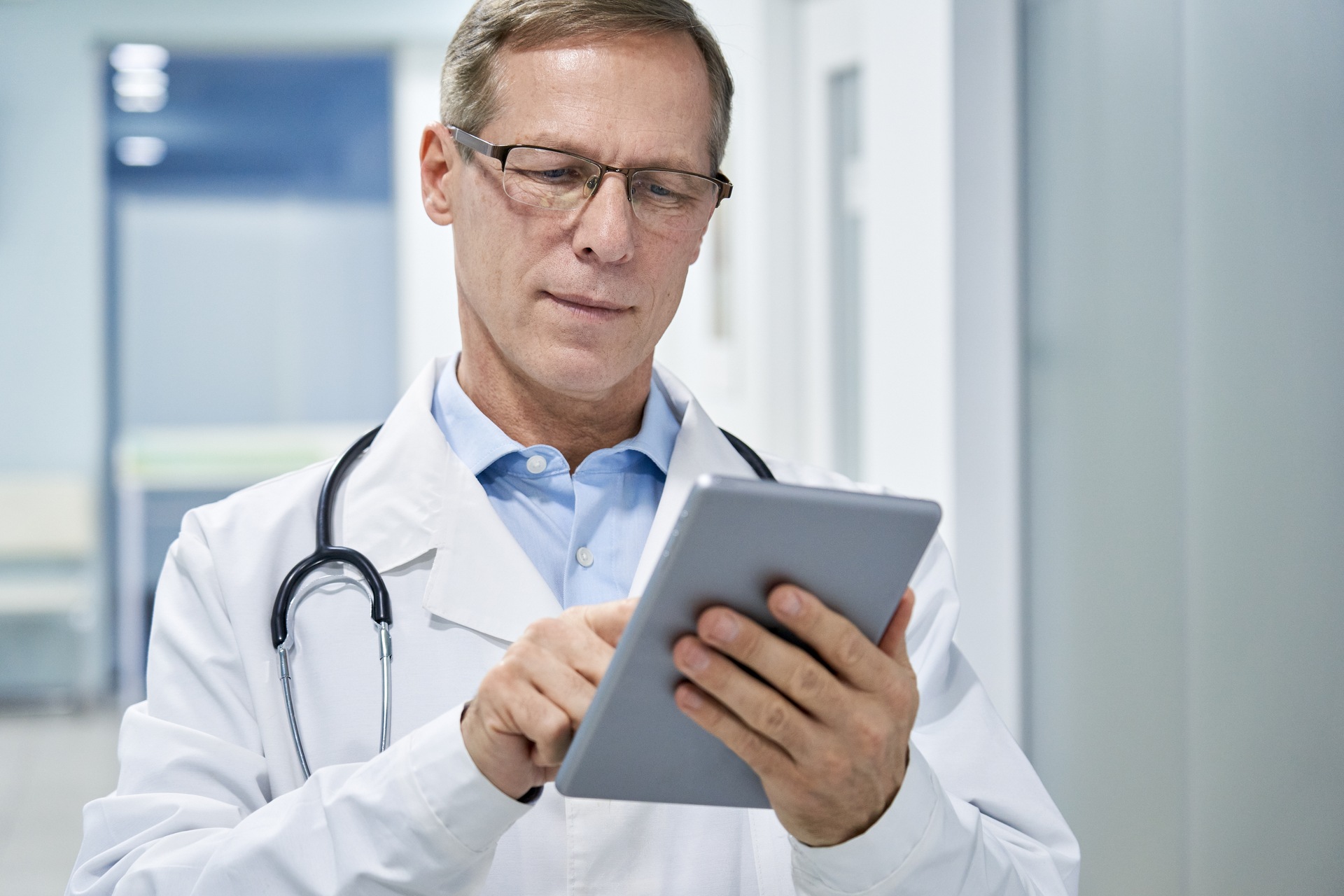 Healthcare digitization: the Swiss population wants good added value from the digital transformation in healthcare increased user-friendliness, better diagnosis and treatment and lower healthcare costs