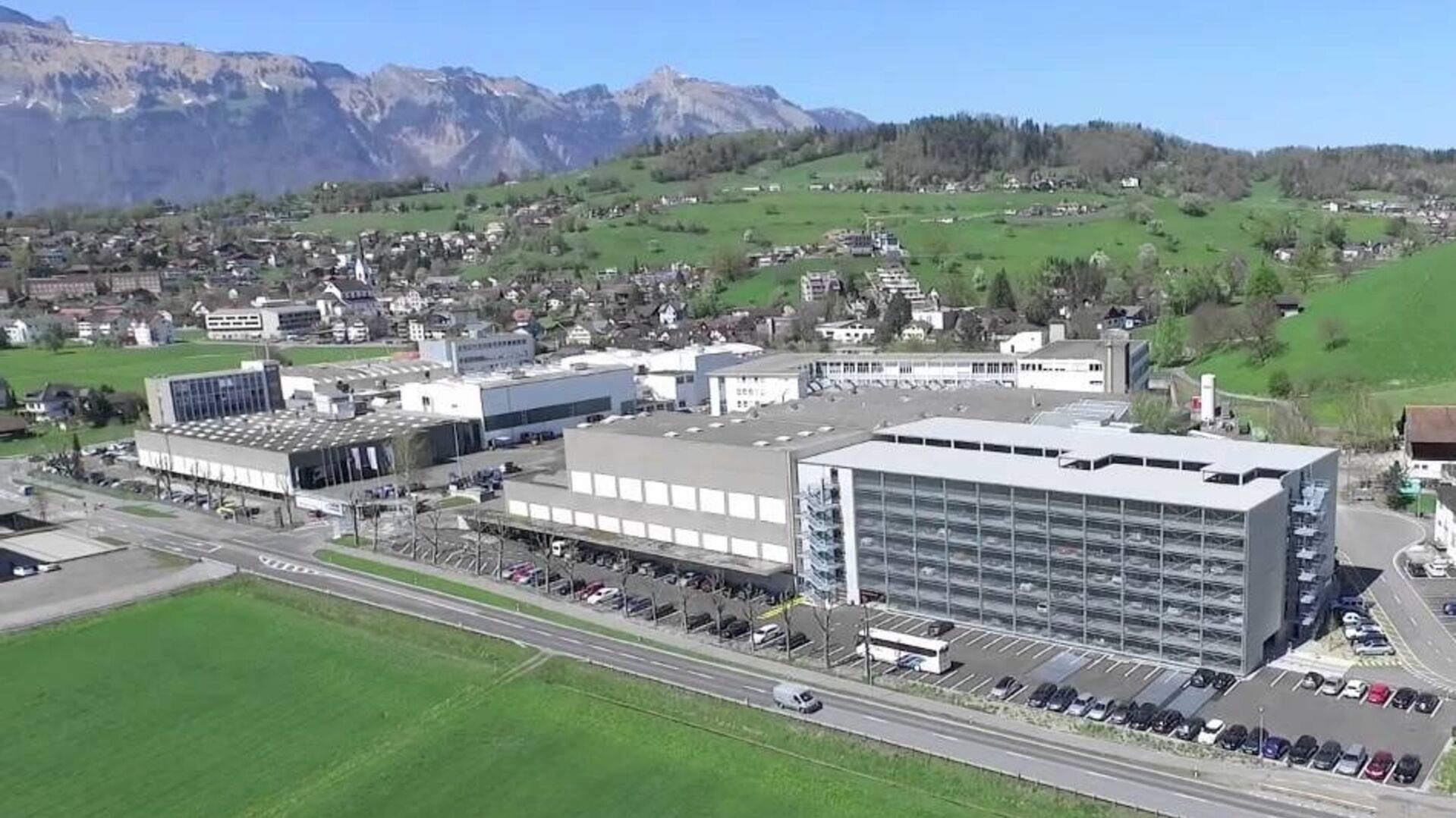 Ngày đổi mới Liechtenstein: Trụ sở ThyssenKrupp Presta AG ở Eschen