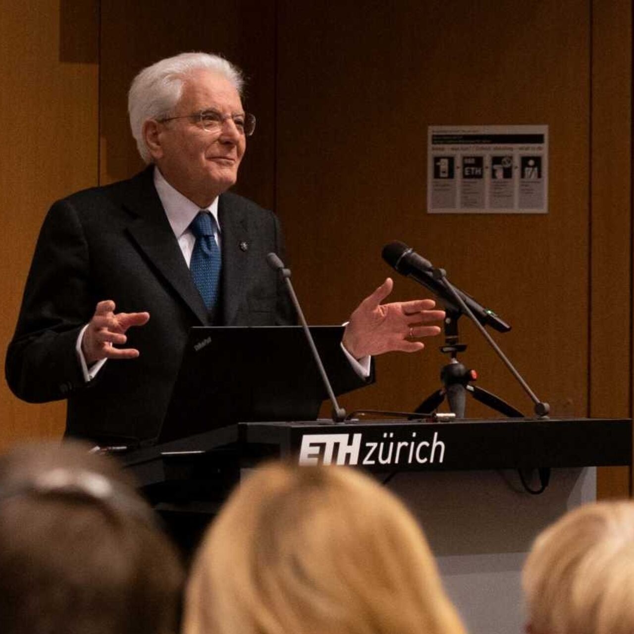 Sergio Mattarella ha tenuto un discorso al Politecnico Federale di Zurigo in occasione della sua visita di tre giorni in Svizzera il 28, 29 e 30 novembre 2022