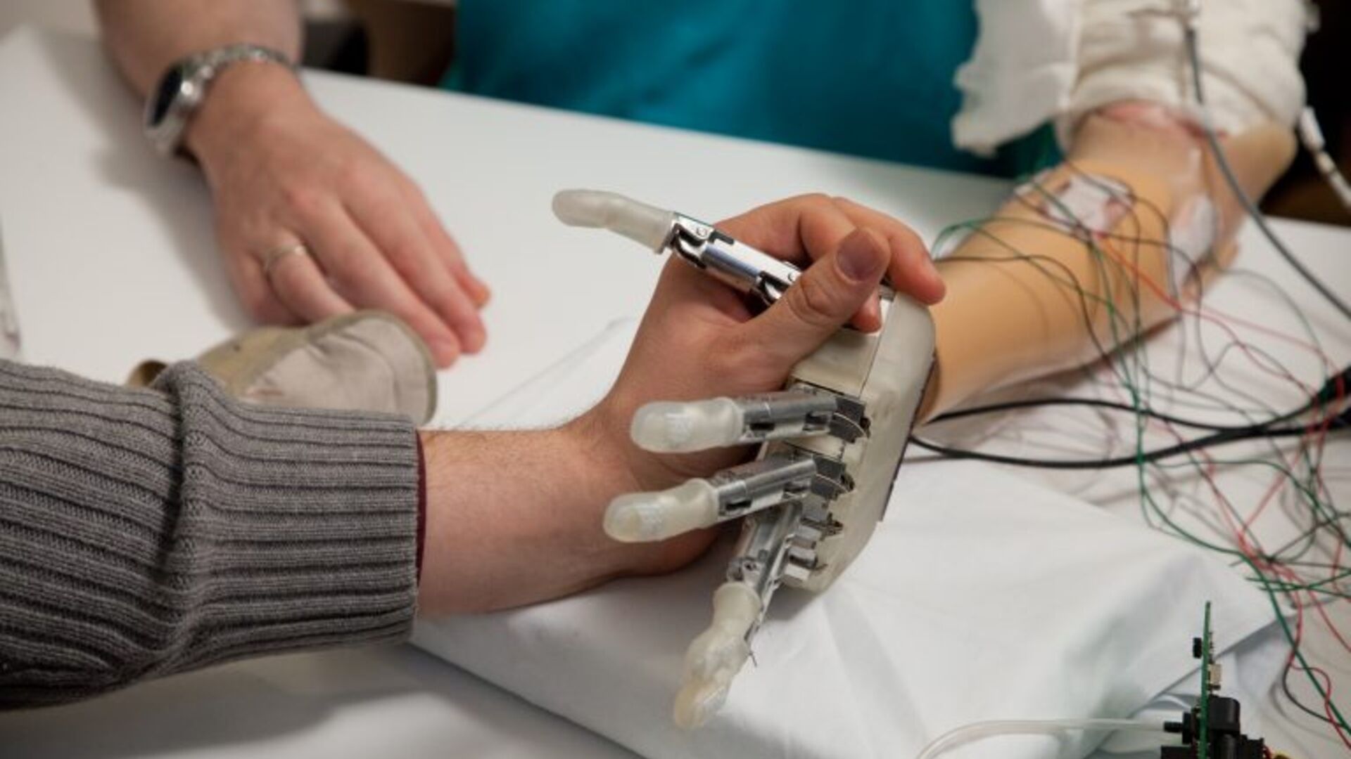 Robotica: protesi robotiche per migliorare qualità della vita