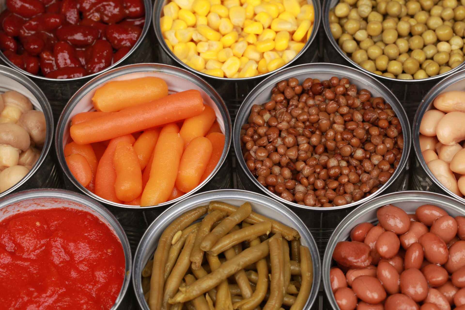 Colesterolo: è consigliato il consumo di legumi, cereali e verdure