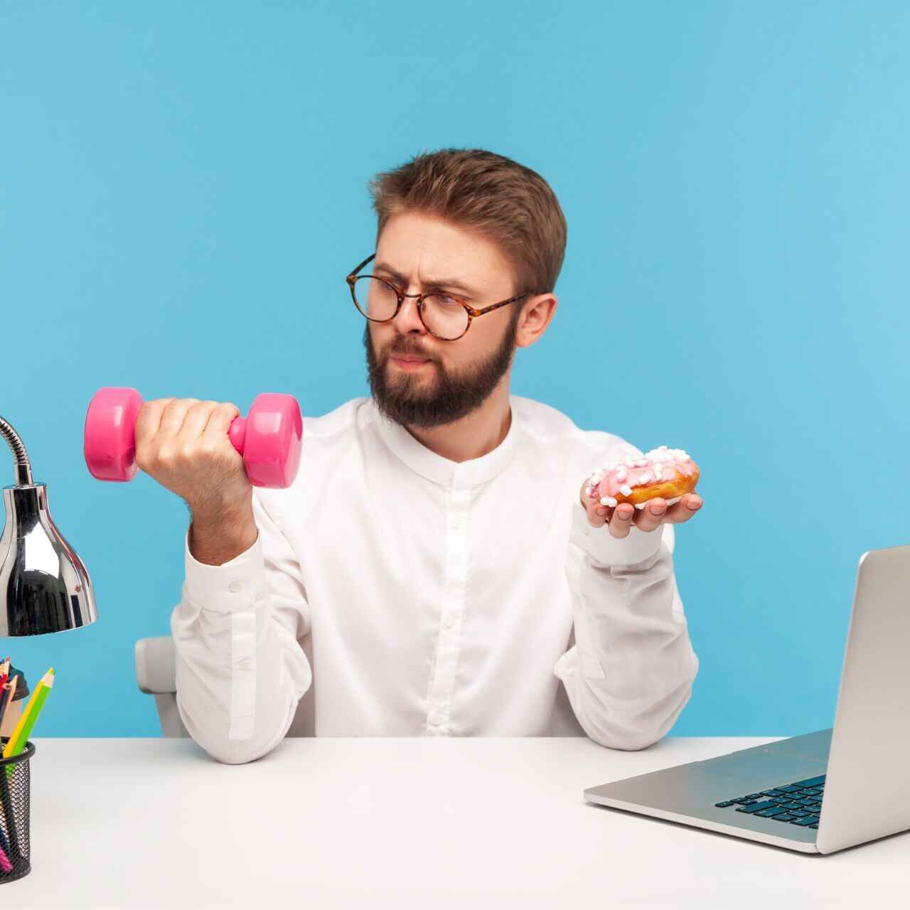 Lavoro sedentario: molto importante è acquisire le nozioni necessarie a perdere peso correttamente per chi svolge un lavoro sedentario