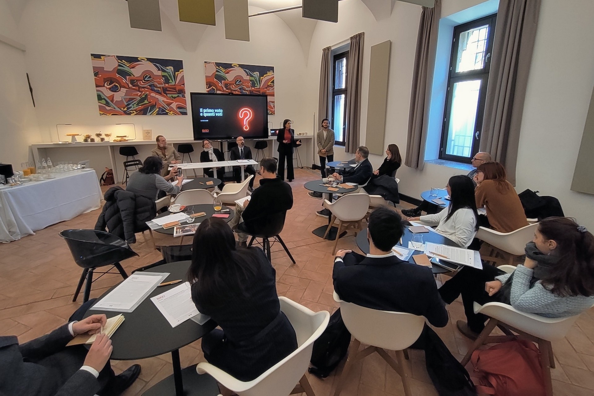 Eligo Next: presentationen av den nya Eligo Next elektroniska och onlineröstningsplattform i Milano av Irene Pugliatti, VD för företaget