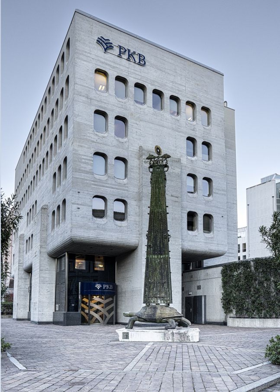 PKB: la sede di PKB Private Banking a Lugano al numero civico 1 di via Serafino Balestra