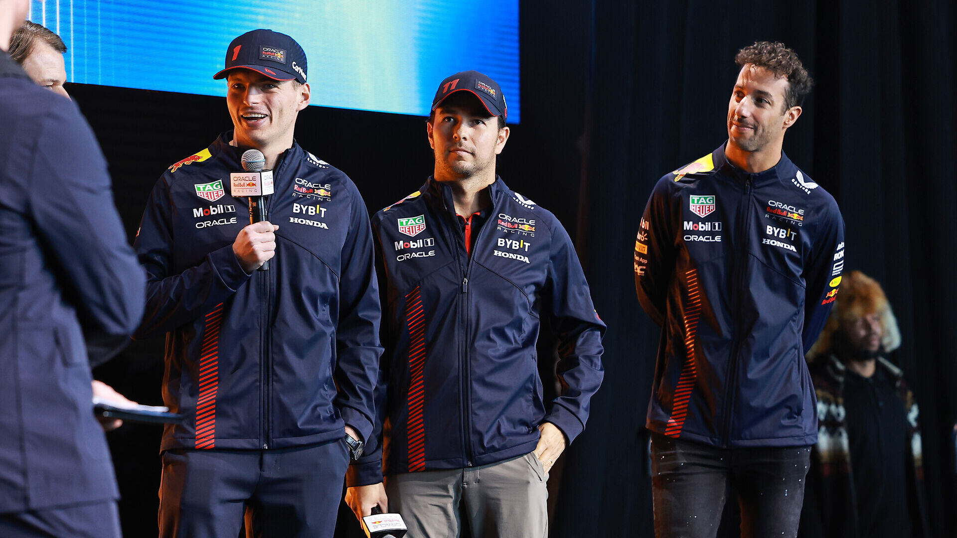 Red Bull: la Oracle Red Bull Racing di Formula 1 ha lanciato il nuovo programma 2023 del team a New York City: presenti i piloti Max Verstappen e Sergio 
